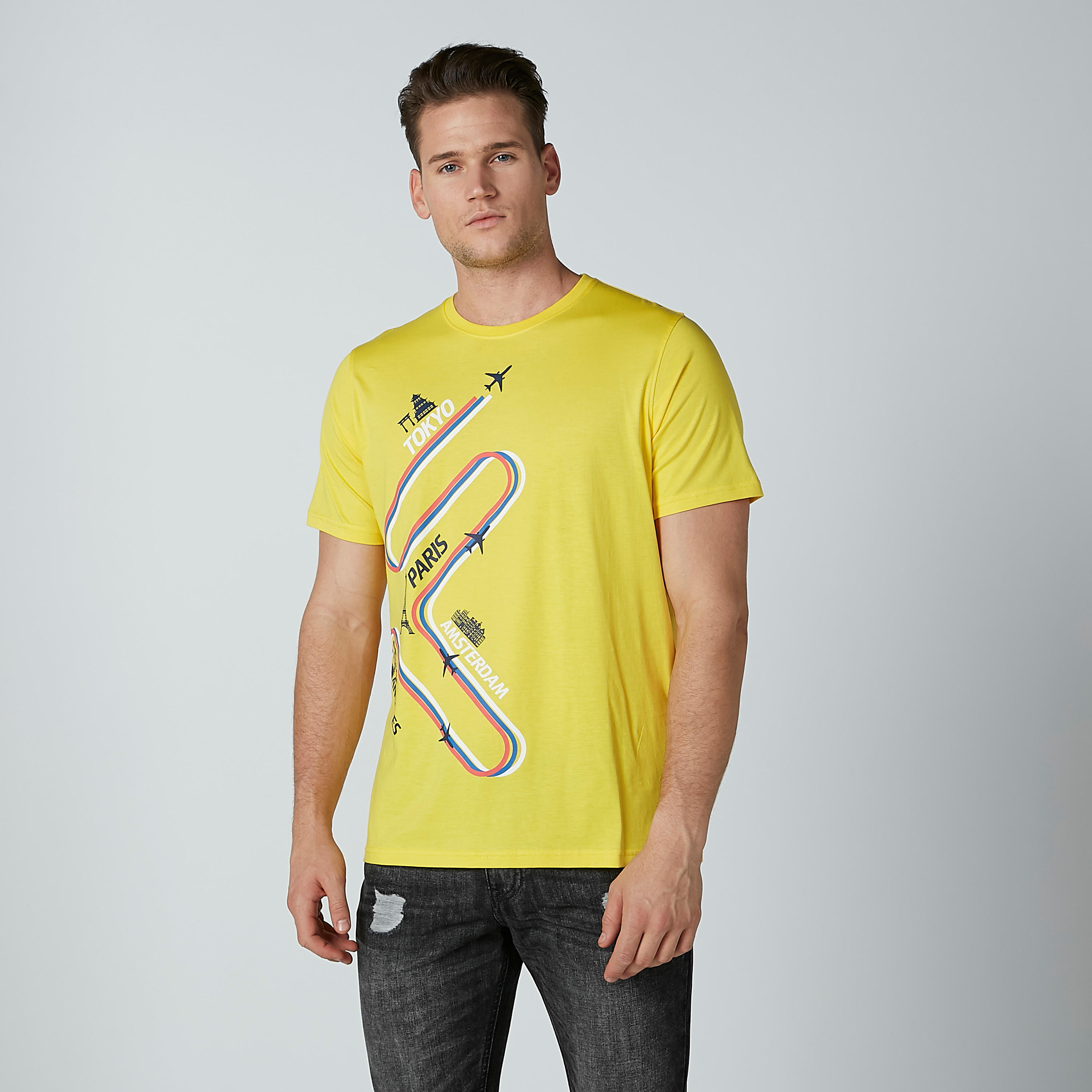 تيشيرت بياقة مستديرة وأكمام قصيرة وطبعات-men-clothing-tshirtsandpolos-tshirts-image-1