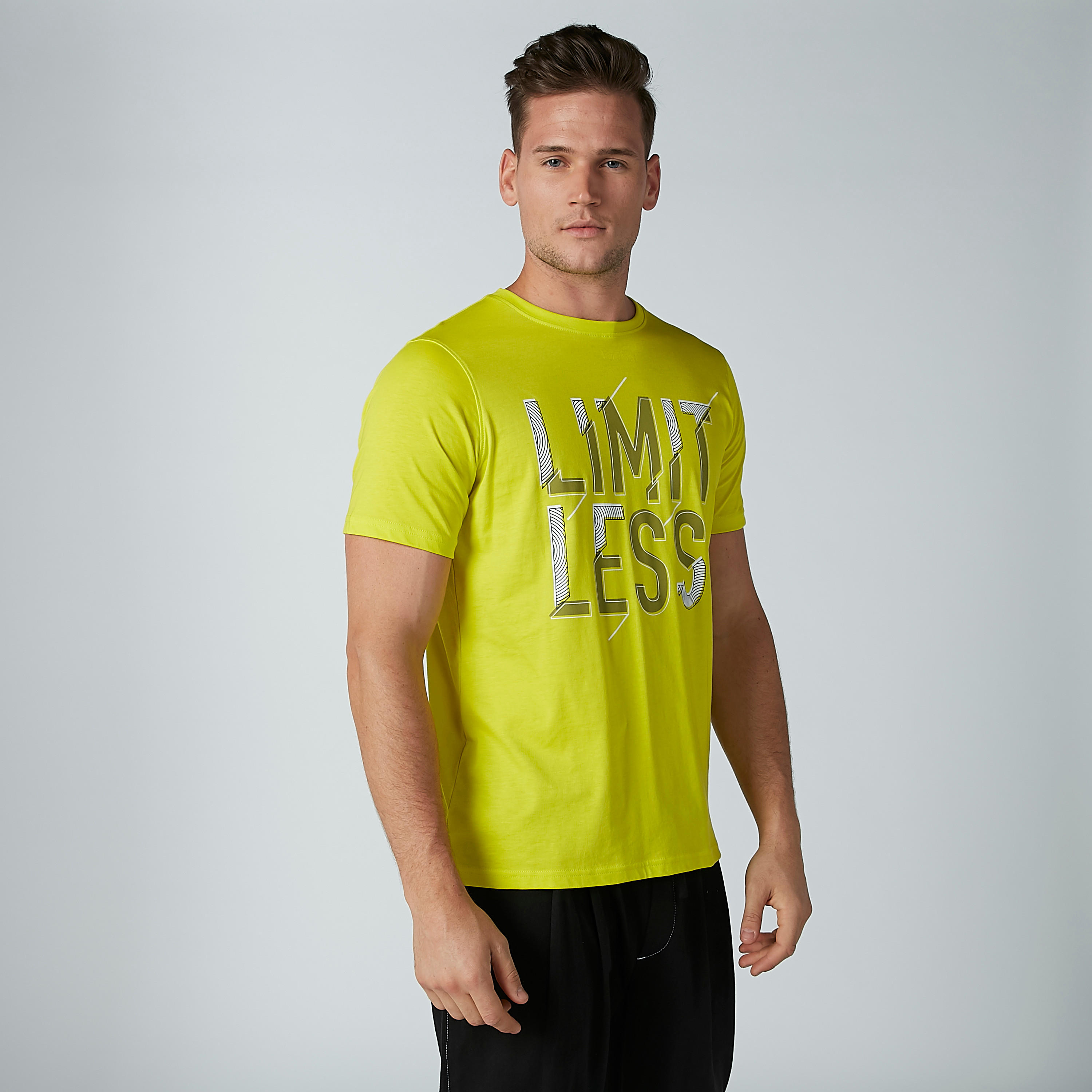 تيشيرت بياقة مستديرة وأكمام قصيرة وطبعات-men-clothing-tshirtsandpolos-tshirts-image-2