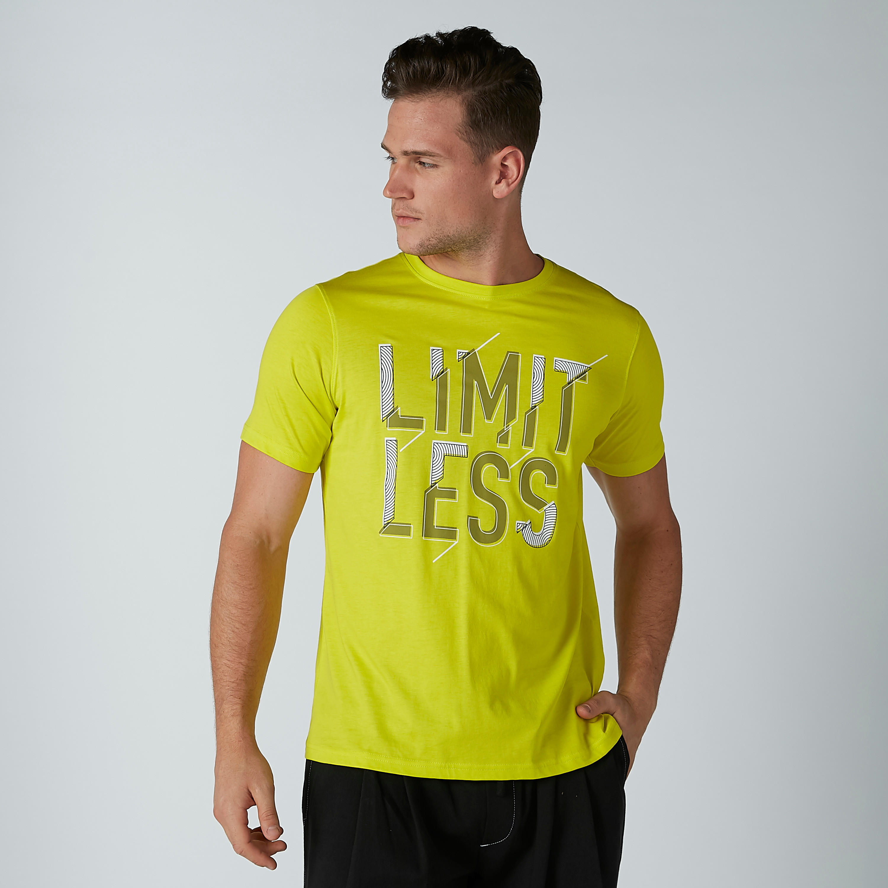 تيشيرت بياقة مستديرة وأكمام قصيرة وطبعات-men-clothing-tshirtsandpolos-tshirts-image-3