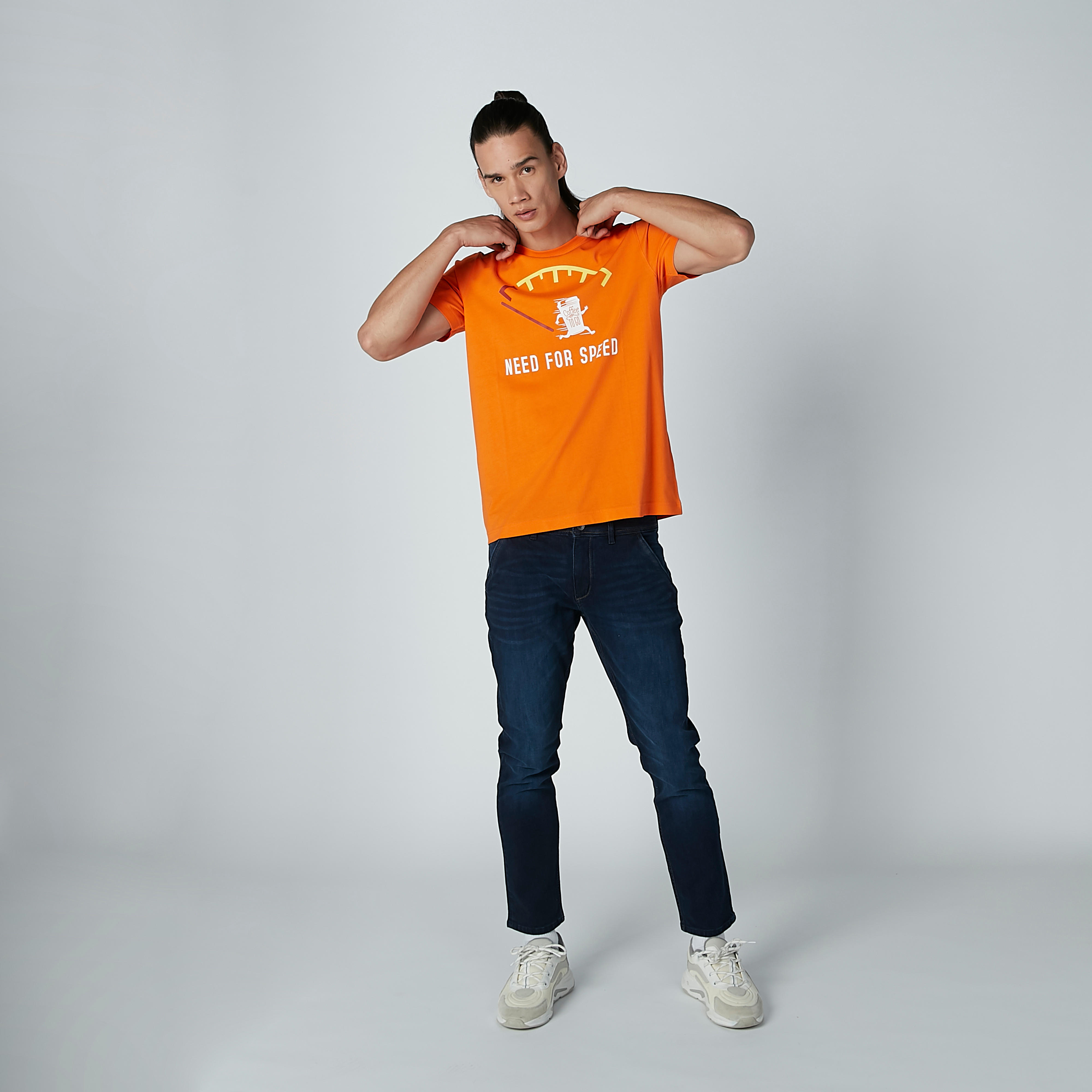 تيشيرت بياقة مستديرة وأكمام قصيرة وطبعات-men-clothing-tshirtsandpolos-tshirts-image-1