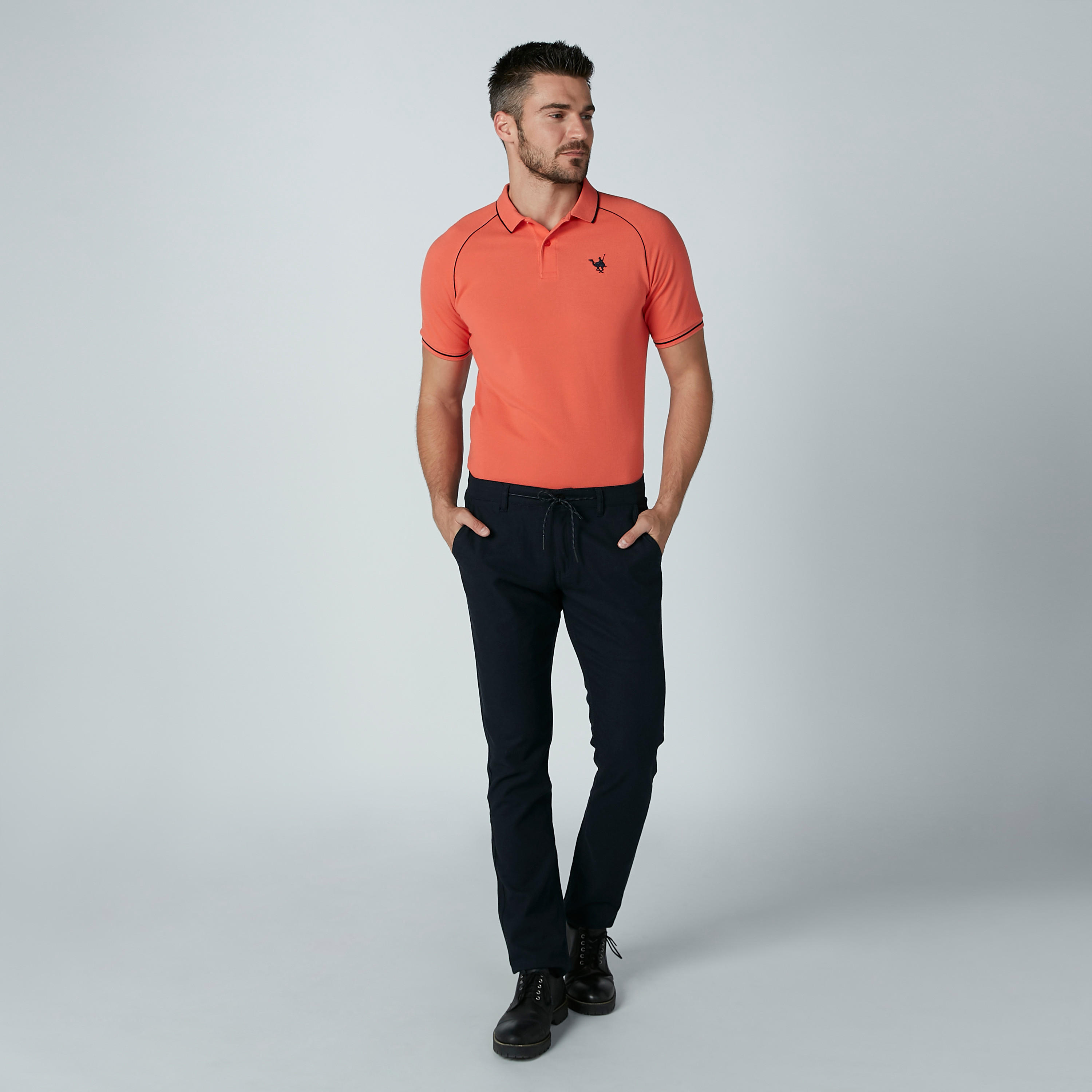 تيشيرت بياقة بولو وأكمام مغايرة-men-clothing-tshirtsandpolos-polos-image-2