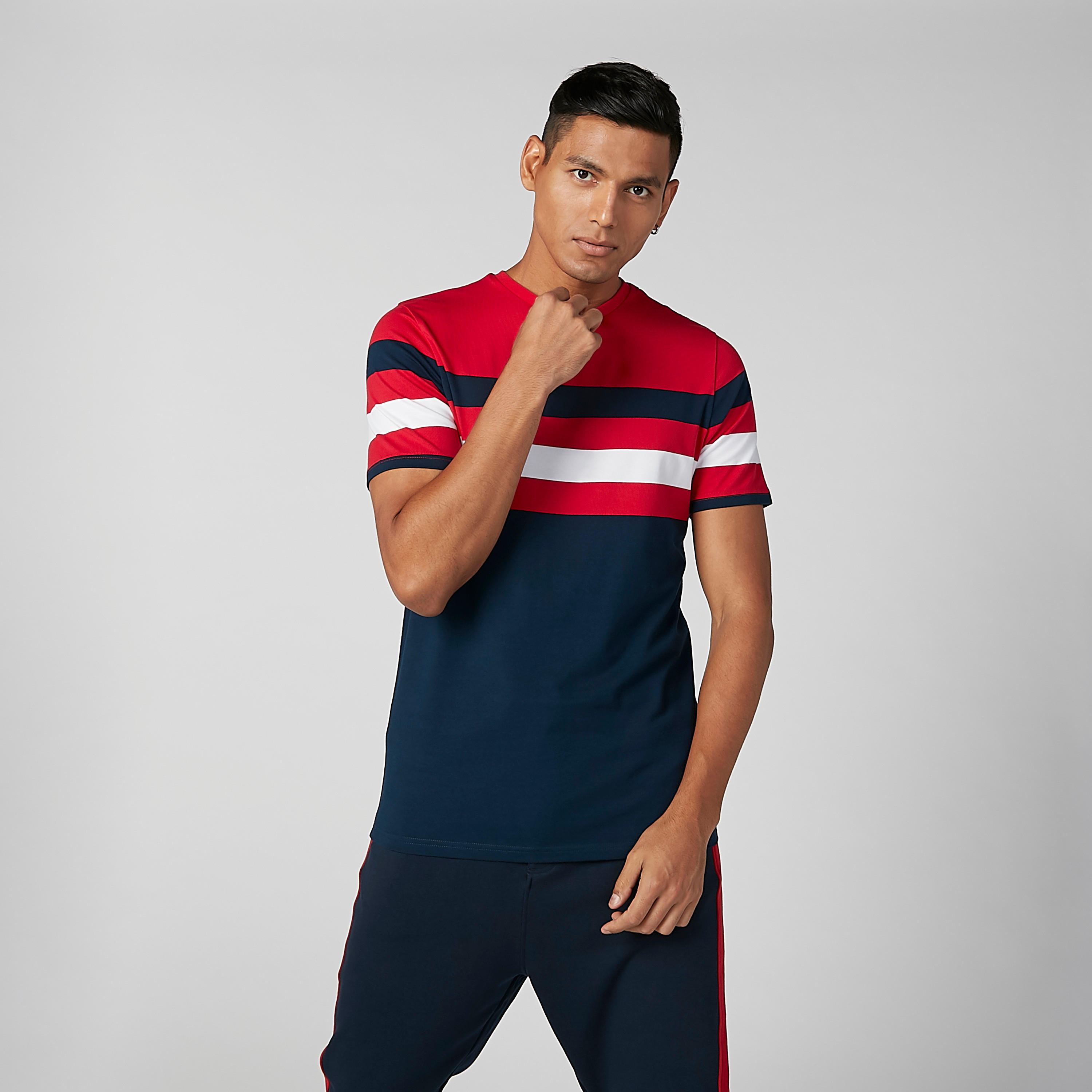 تيشيرت مستدام مقلّم بياقة ضيقة وأكمام قصيرة-men-clothing-tshirtsandpolos-tshirts-image-7