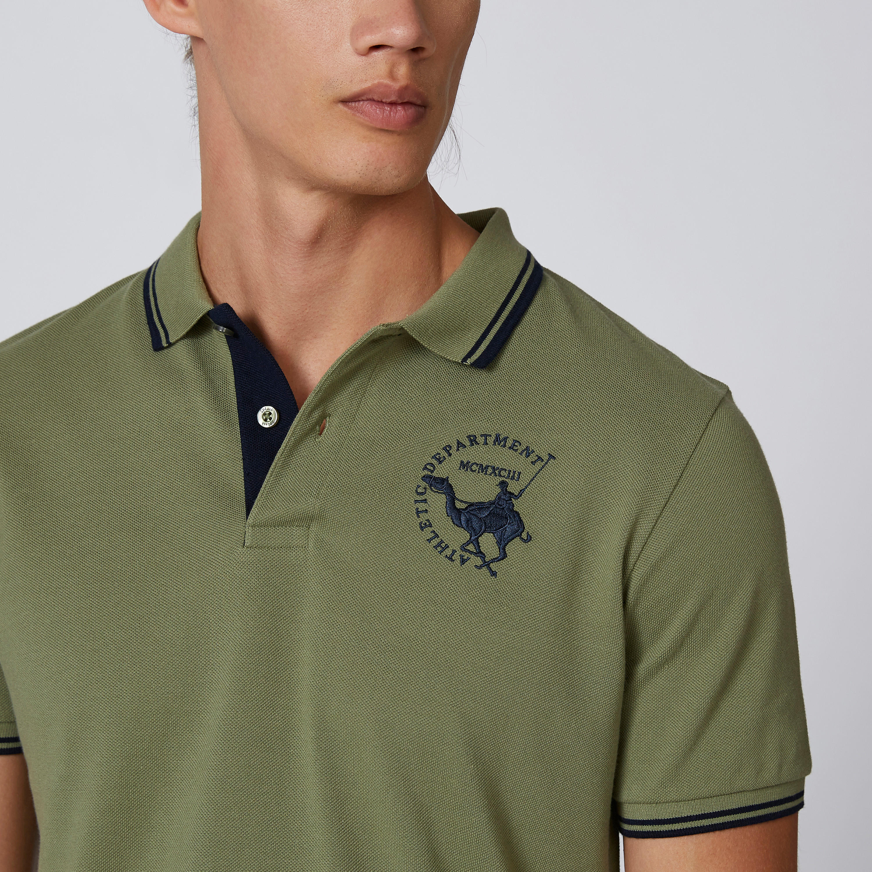 تيشيرت بارز الملمس بياقة بولو وأكمام قصيرة-men-clothing-tshirtsandpolos-polos-image-3