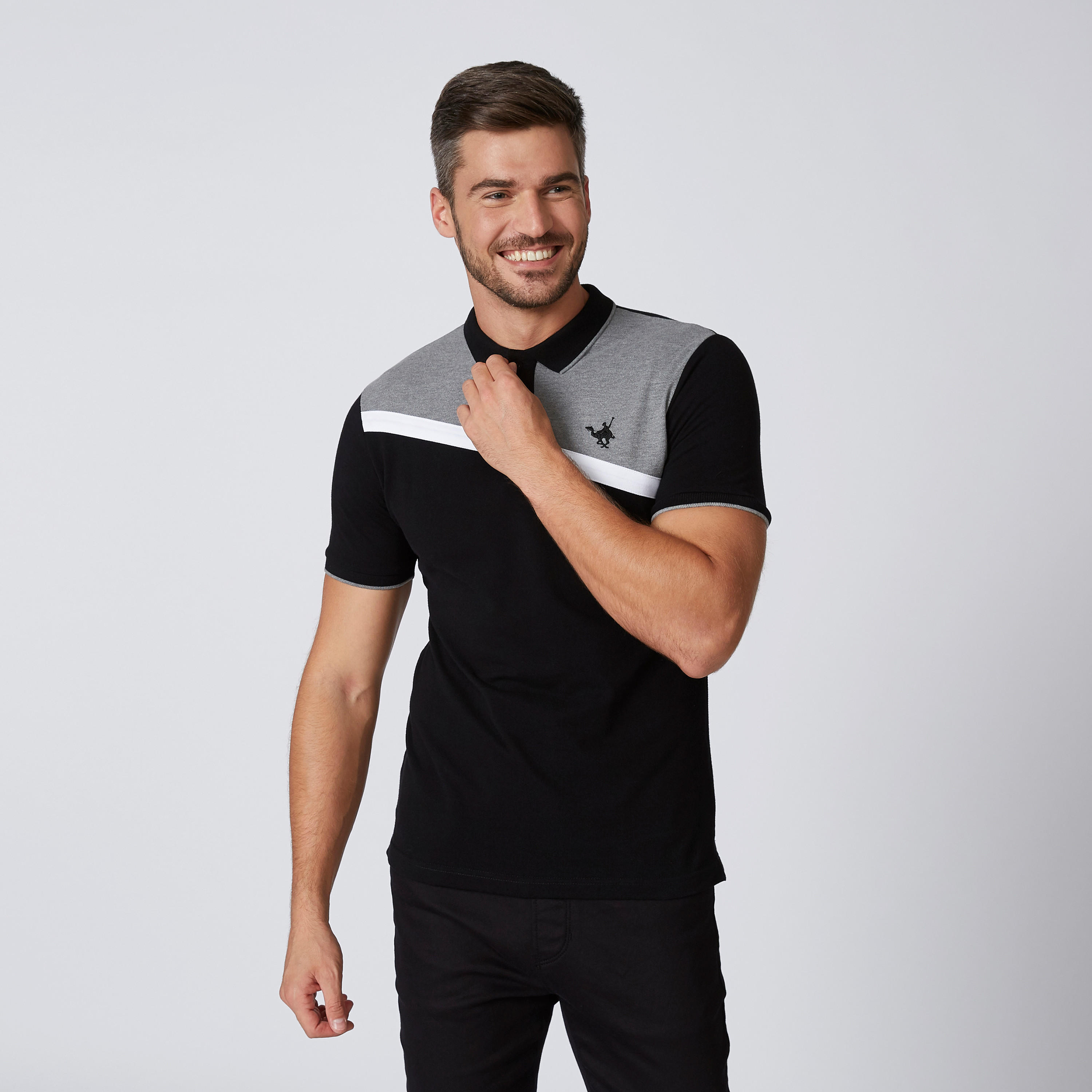 تيشيرت مستدام بارز الملمس بقصّة سليم وياقة بولو وأكمام قصيرة-men-clothing-tshirtsandpolos-polos-image-1
