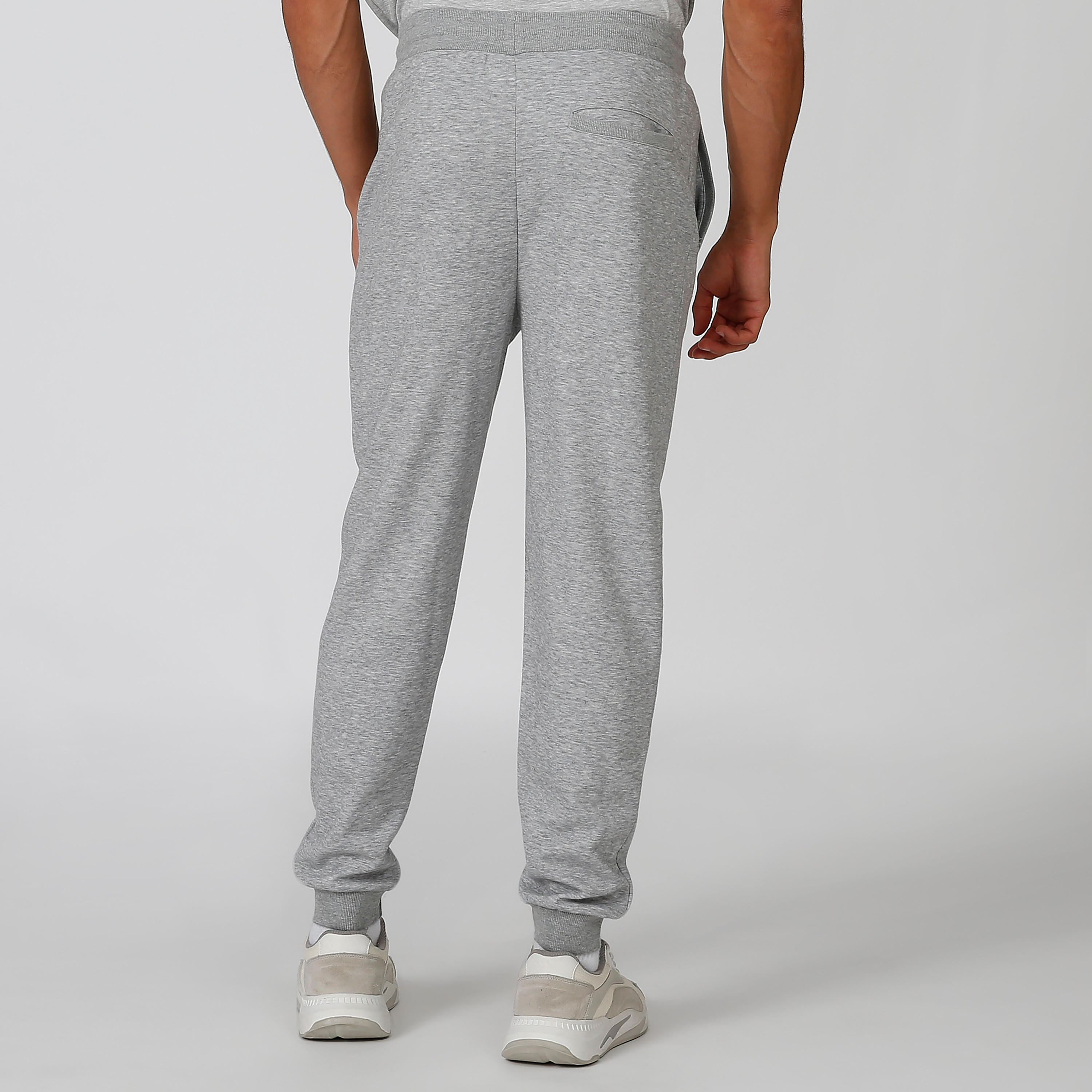 بنطلون رياضي مستدام بخصر مرن وجيوب وطبعات -men-clothing-bottoms-joggers-image-3