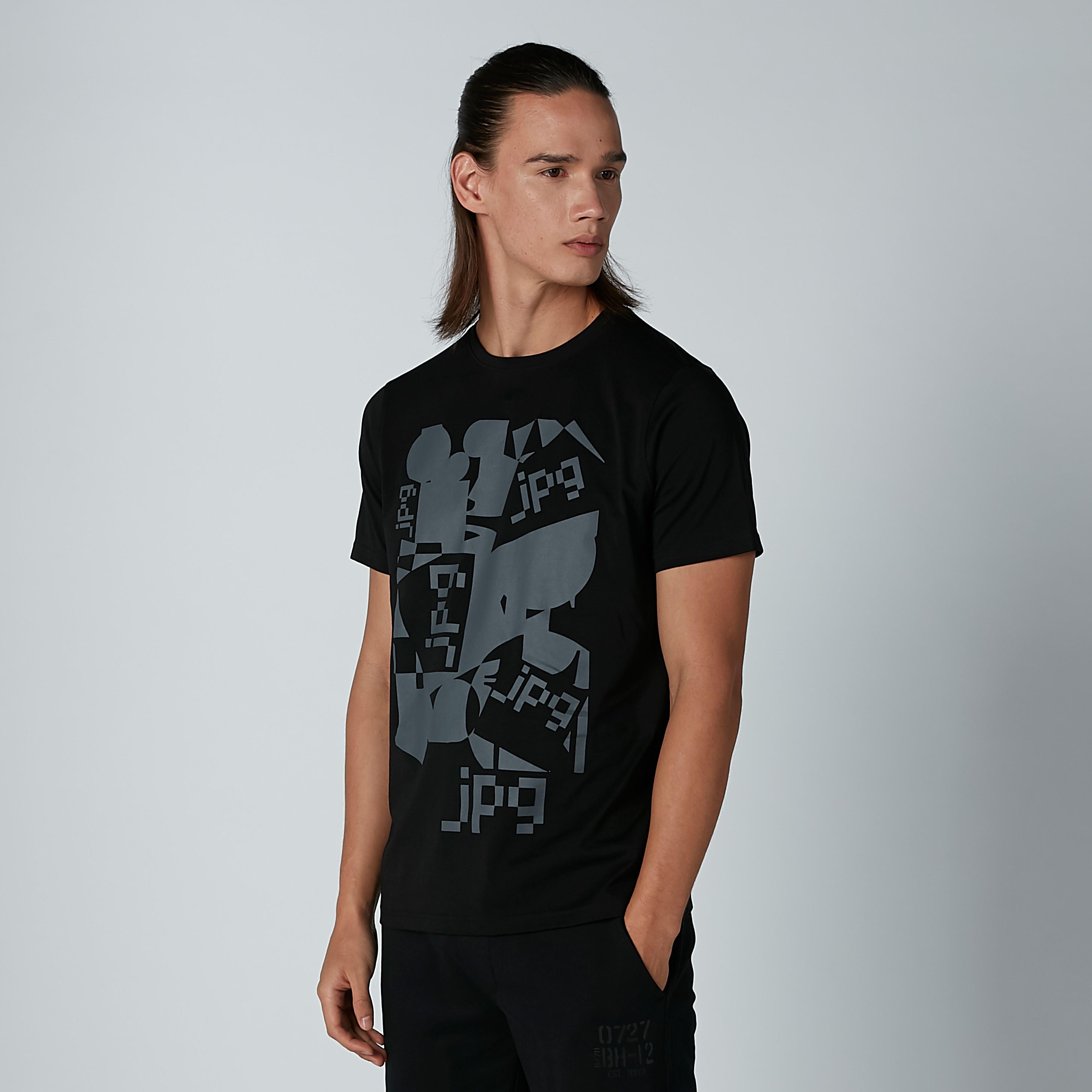 تيشيرت بطبعات وياقة مستديرة وأكمام قصيرة-men-clothing-tshirtsandpolos-tshirts-image-3