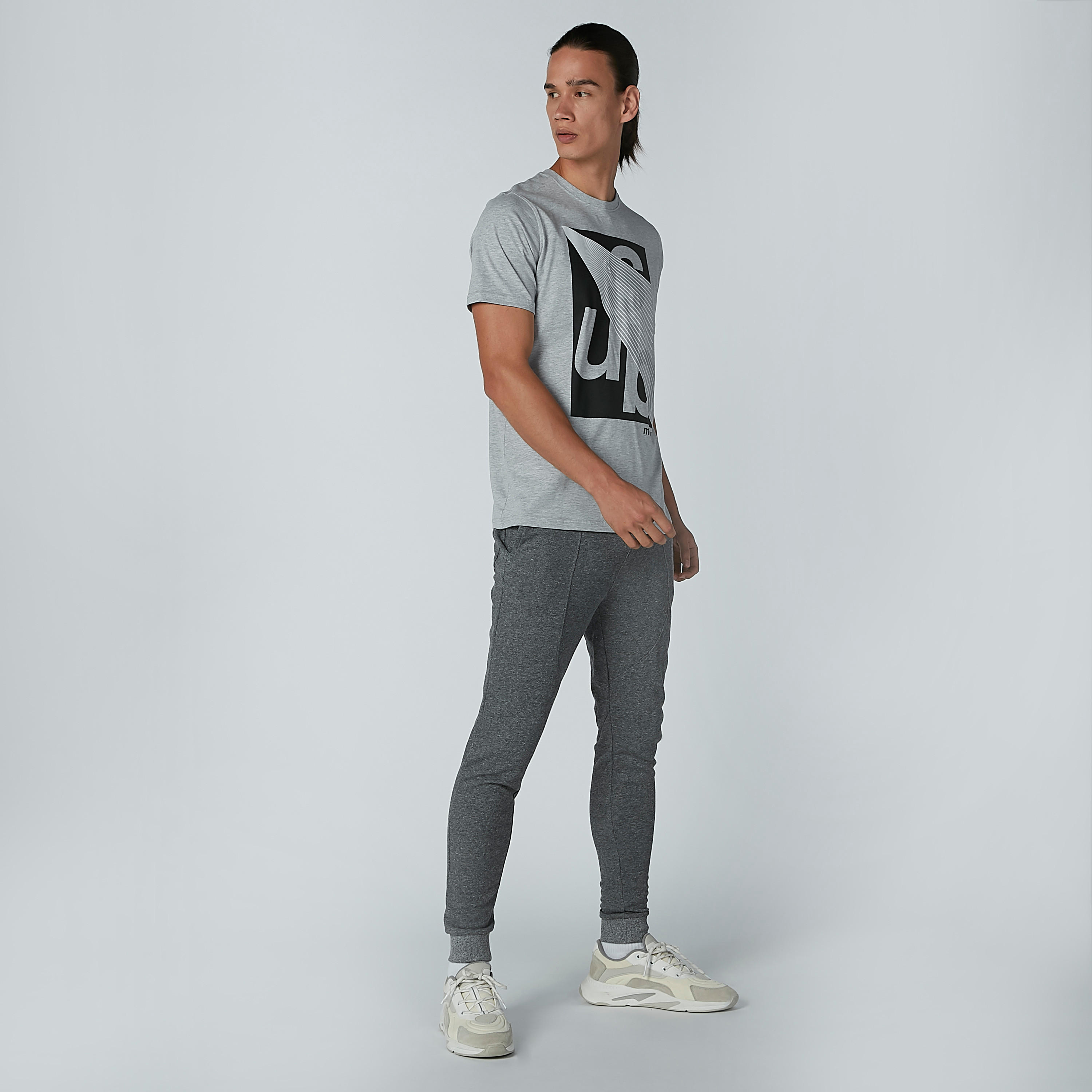 تيشيرت مطبوعة بياقة مستديرة وأكمام قصيرة-men-clothing-tshirtsandpolos-tshirts-image-2
