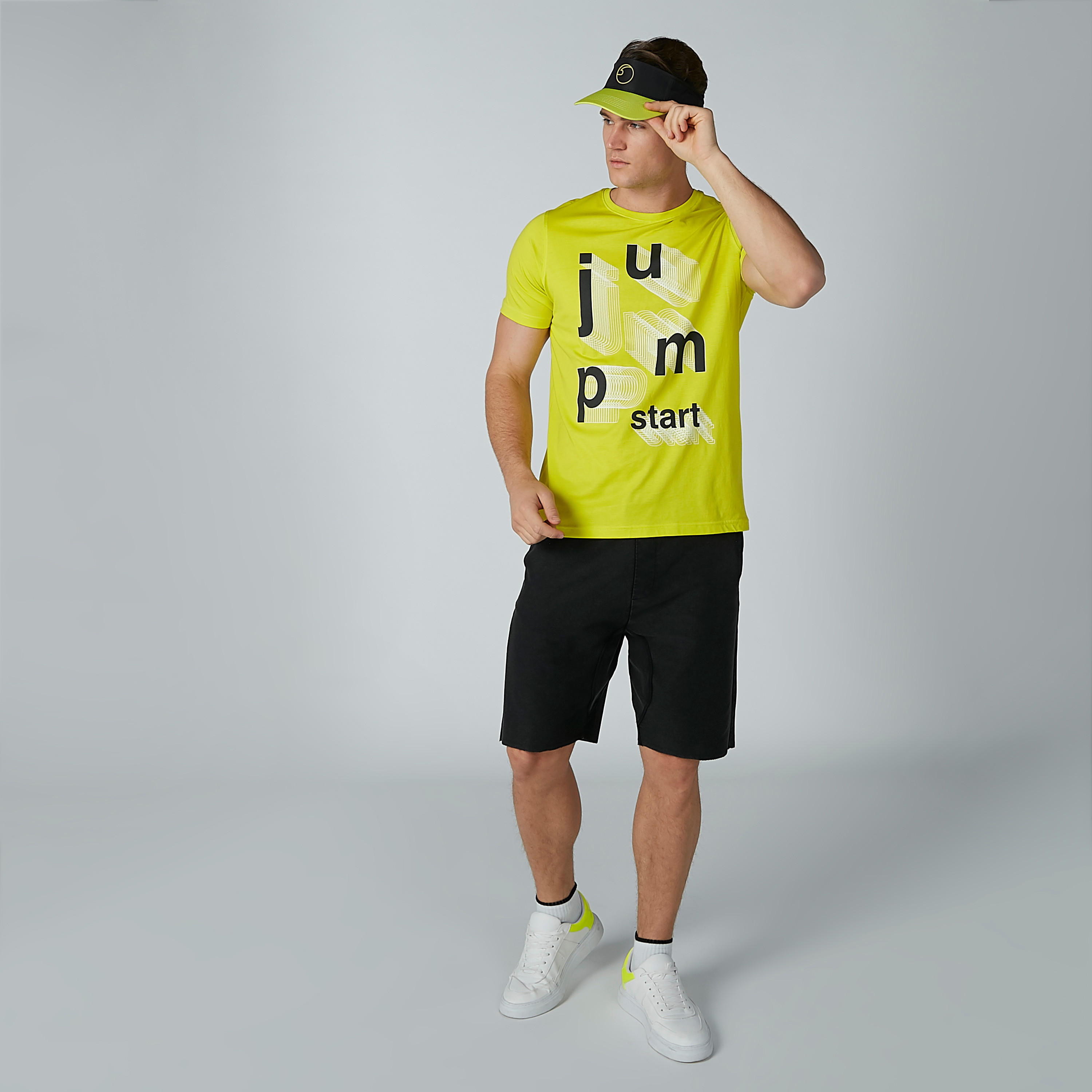 تيشيرت بياقة مستديرة وأكمام قصيرة وطبعات-men-clothing-tshirtsandpolos-tshirts-image-2