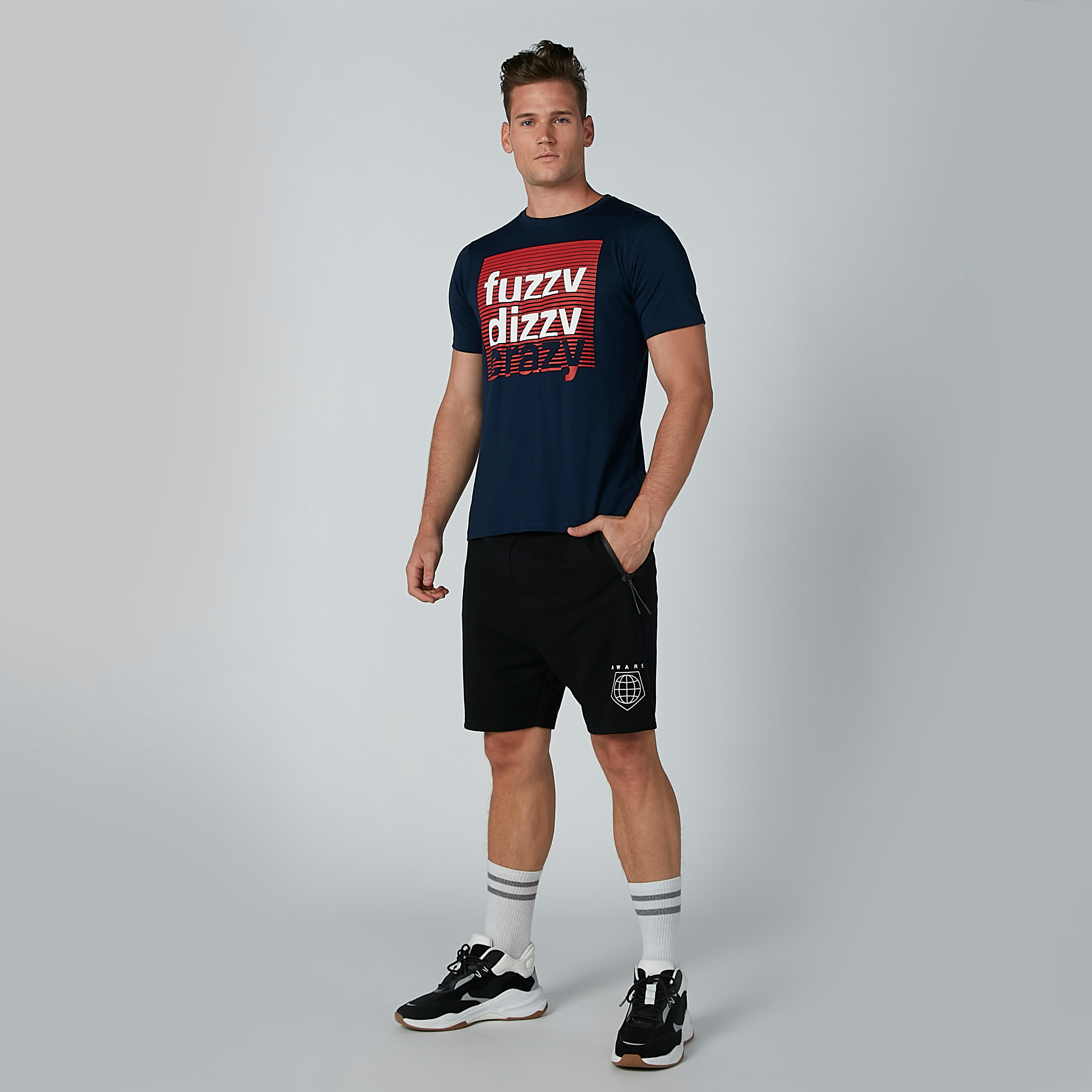تيشيرت بطبعات وياقة مستديرة وأكمام قصيرة-men-clothing-tshirtsandpolos-tshirts-image-2