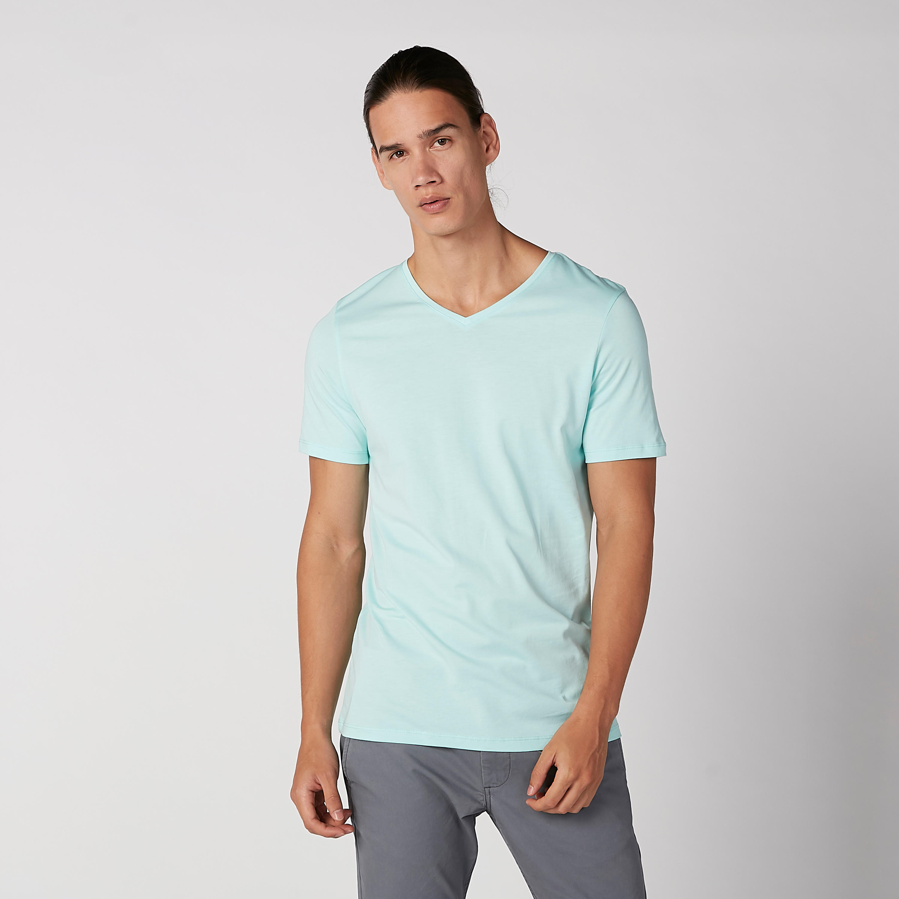 تيشيرت سادة بياقة مثلثة وأكمام قصيرة-men-clothing-tshirtsandpolos-tshirts-image-4