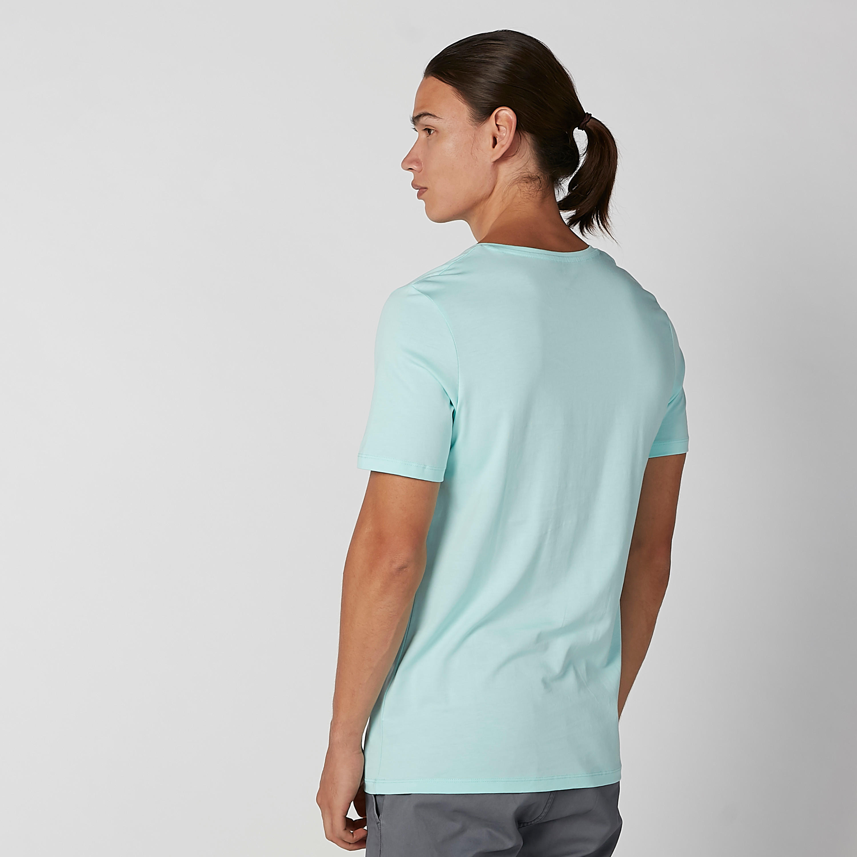 تيشيرت سادة بياقة مثلثة وأكمام قصيرة-men-clothing-tshirtsandpolos-tshirts-image-1