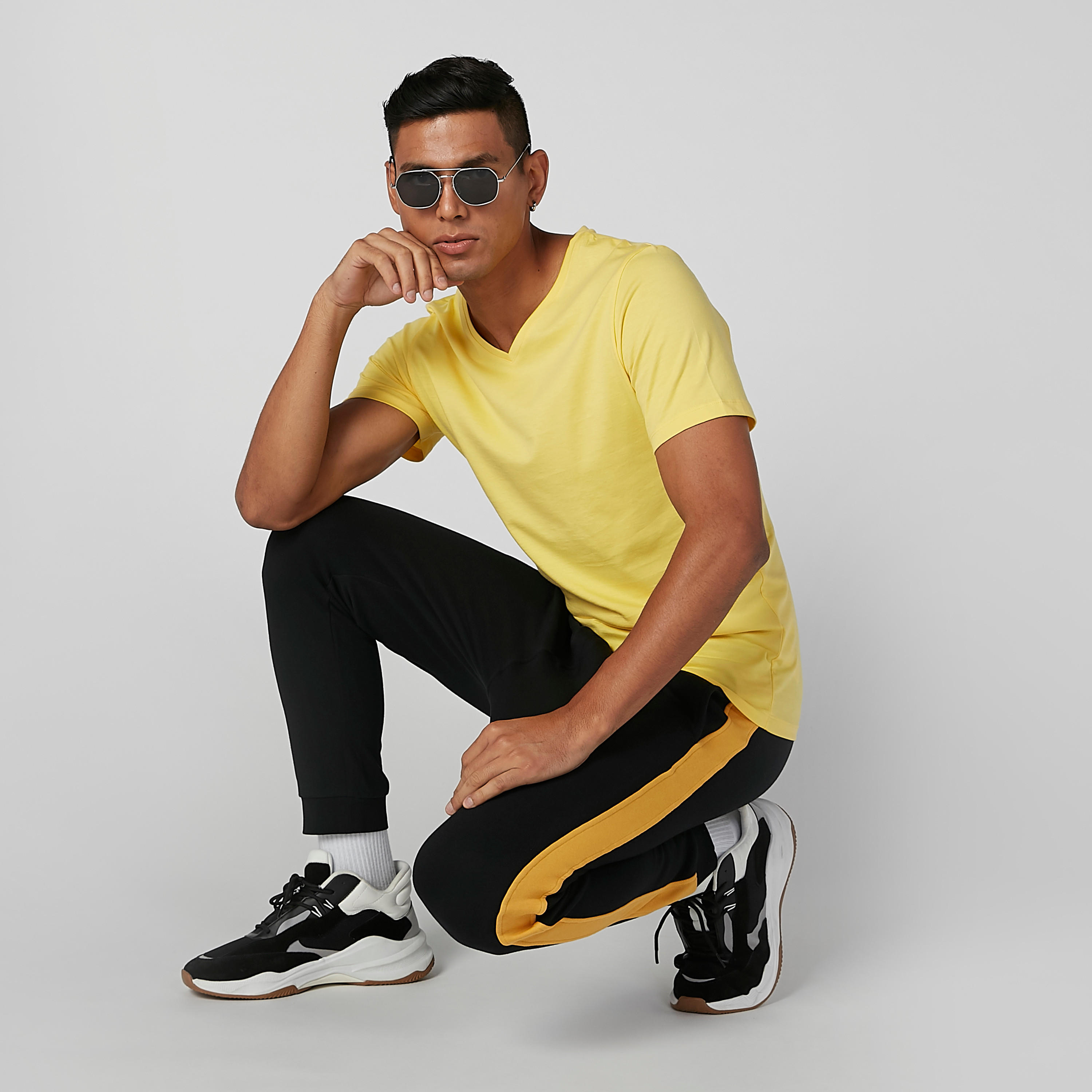 Solid V-neck T-shirt with Short Sleeves-men-clothing-tshirtsandpolos-tshirts-image-1