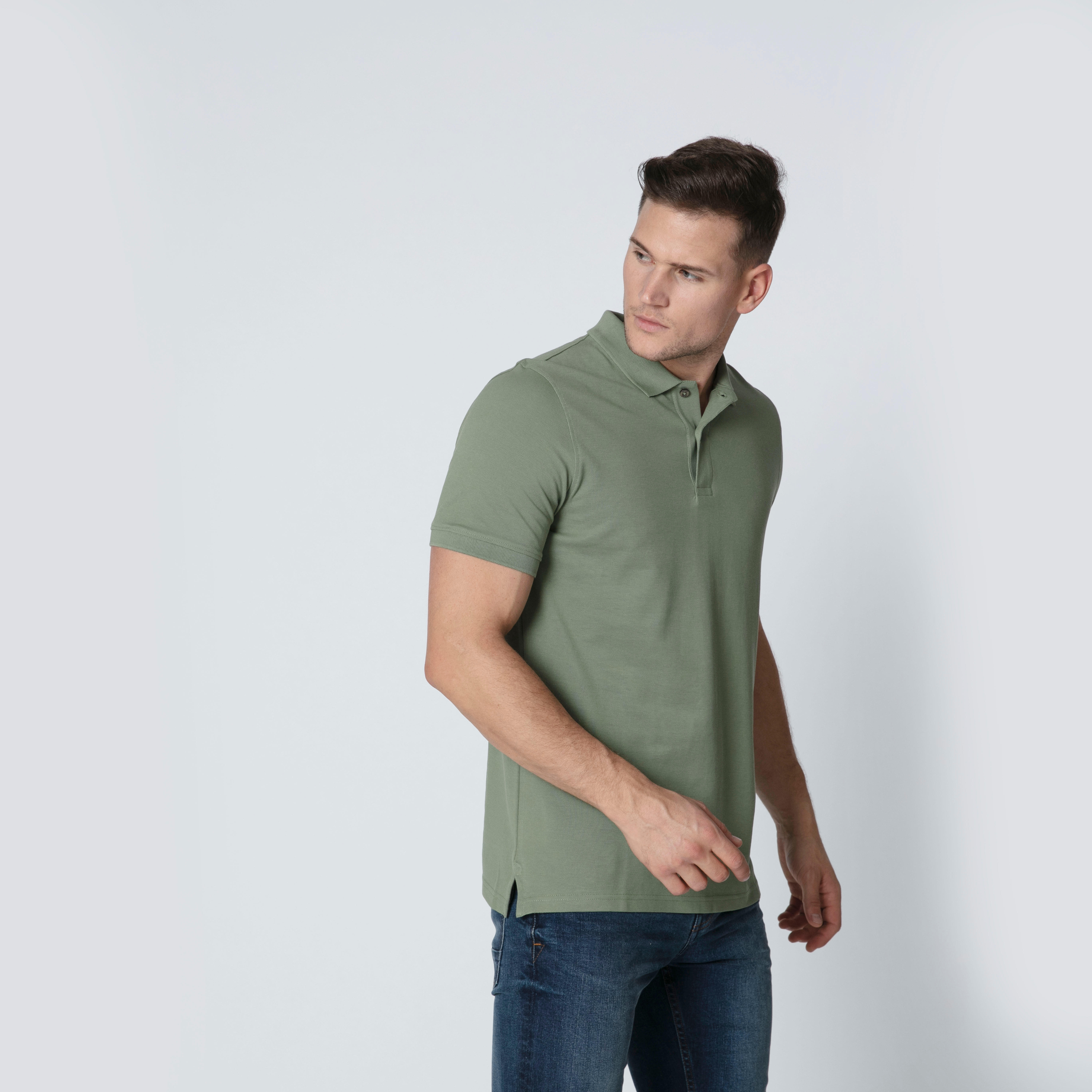 تيشيرت سادة بياقة بولو وأكمام قصيرة-men-clothing-tshirtsandpolos-polos-image-4