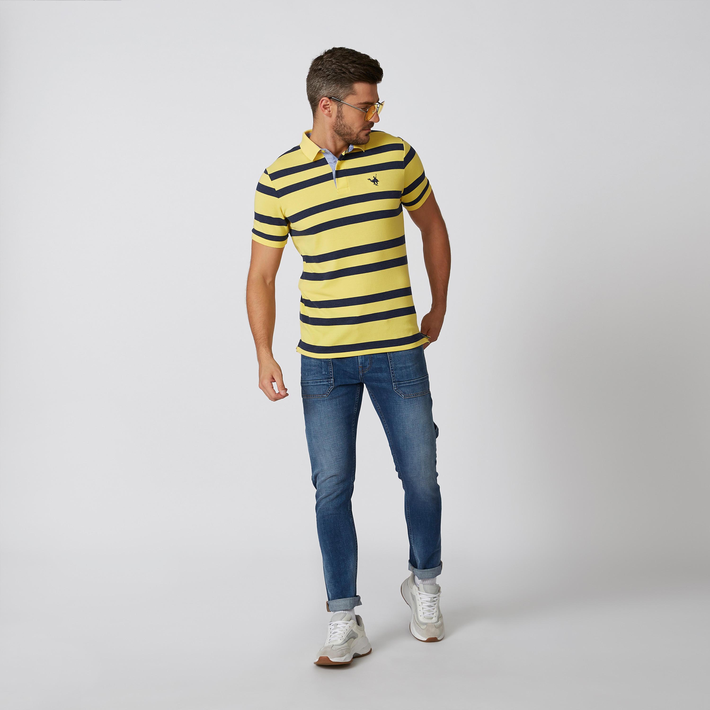 تيشيرت مستدام بولو مقلّم بأكمام قصيرة-men-clothing-tshirtsandpolos-polos-image-2