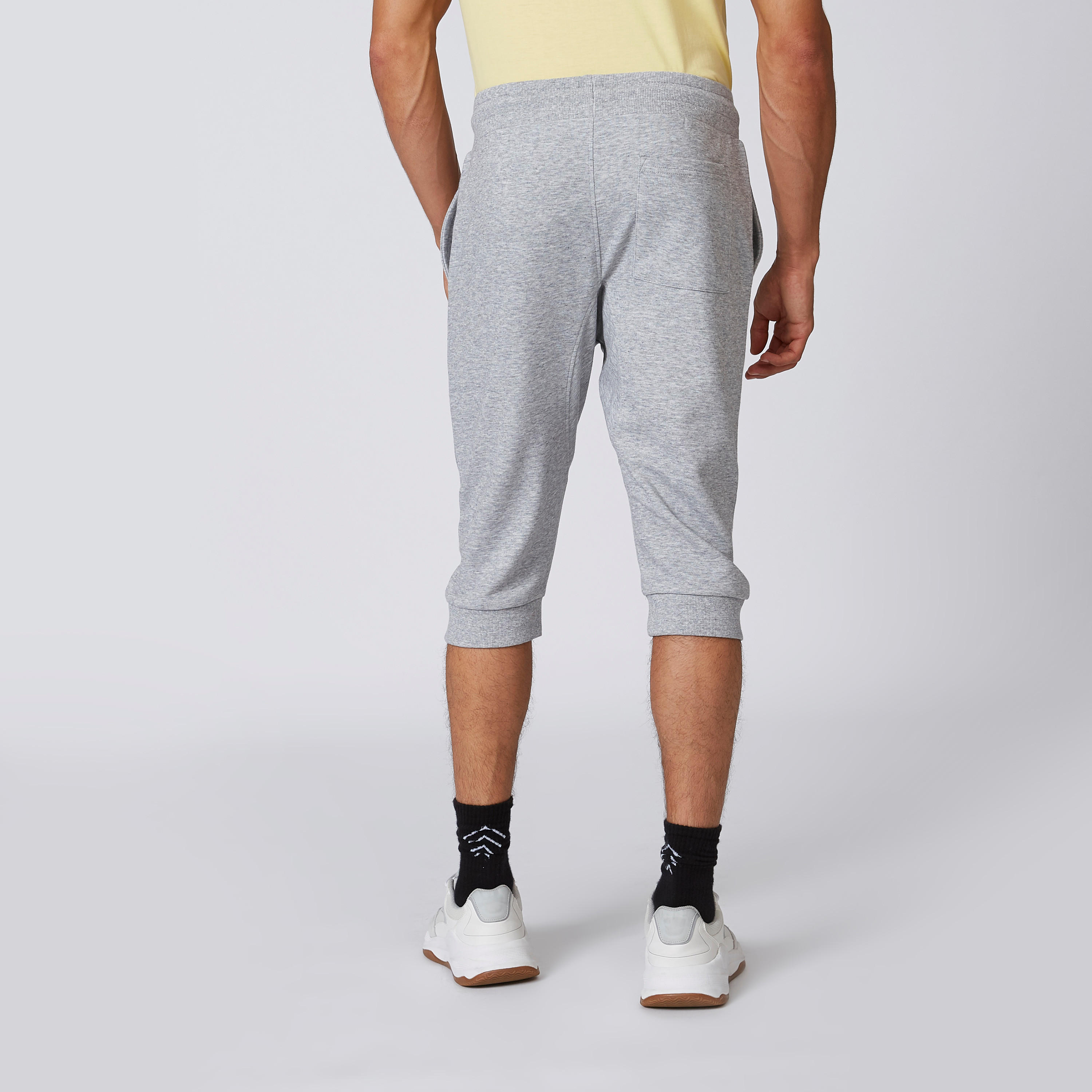 بنطلون 3/4 سادة بخصر مرن وجيوب وأساور مطّاطية-men-clothing-bottoms-joggers-image-2