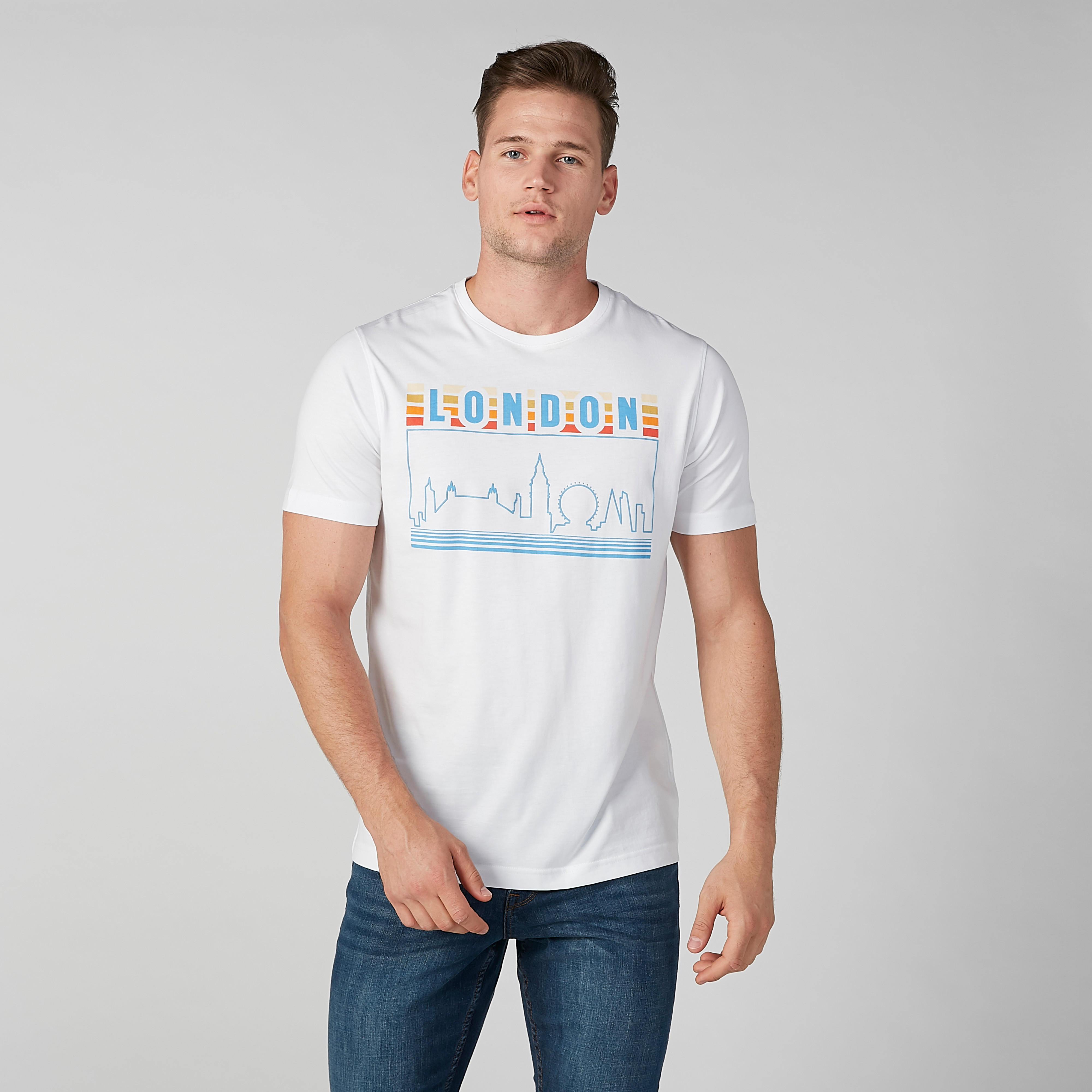 تيشيرت بياقة ضيقة وأكمام قصيرة وطبعات-men-clothing-tshirtsandpolos-tshirts-image-4