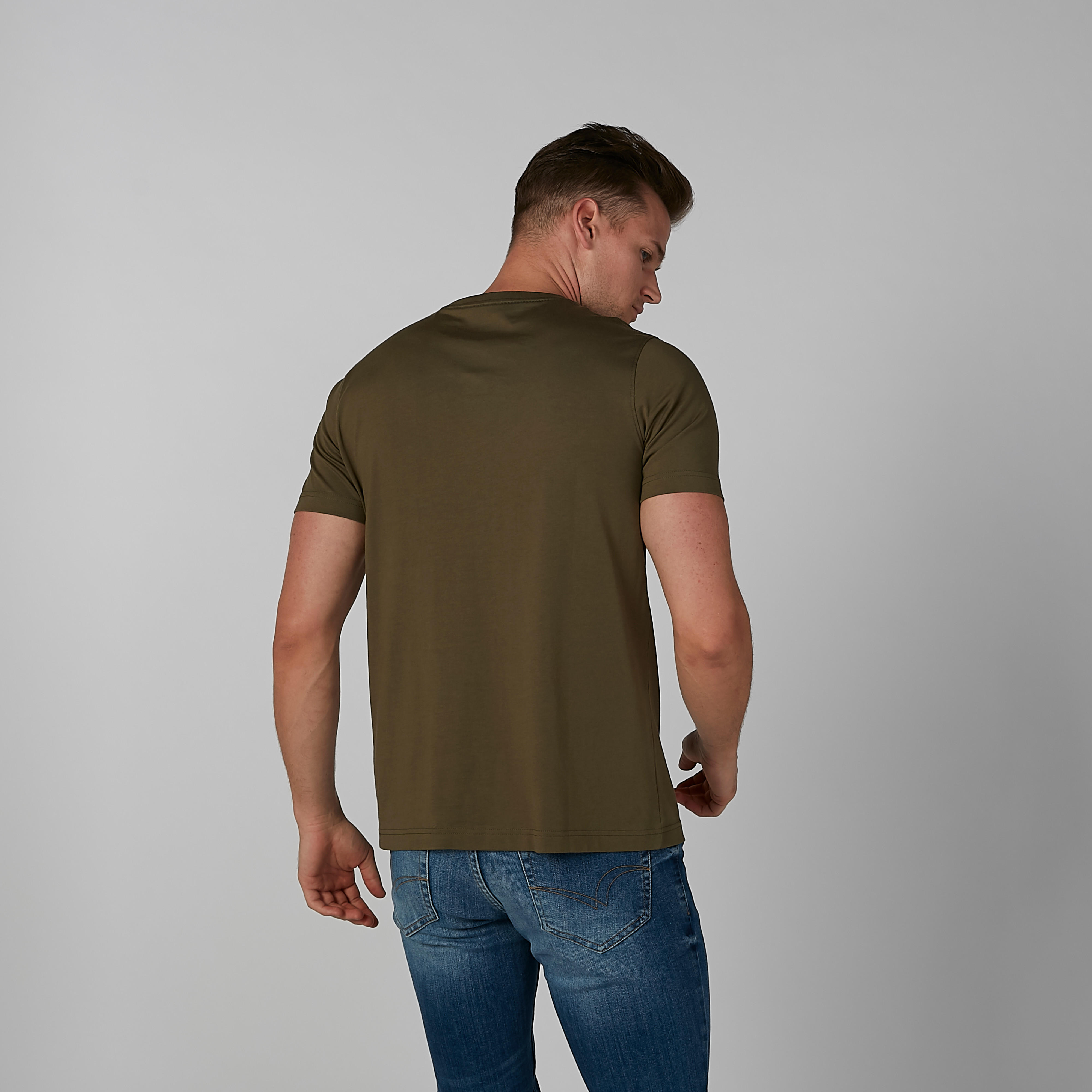 تيشيرت بياقة ضيقة وأكمام قصيرة وطبعات-men-clothing-tshirtsandpolos-tshirts-image-1