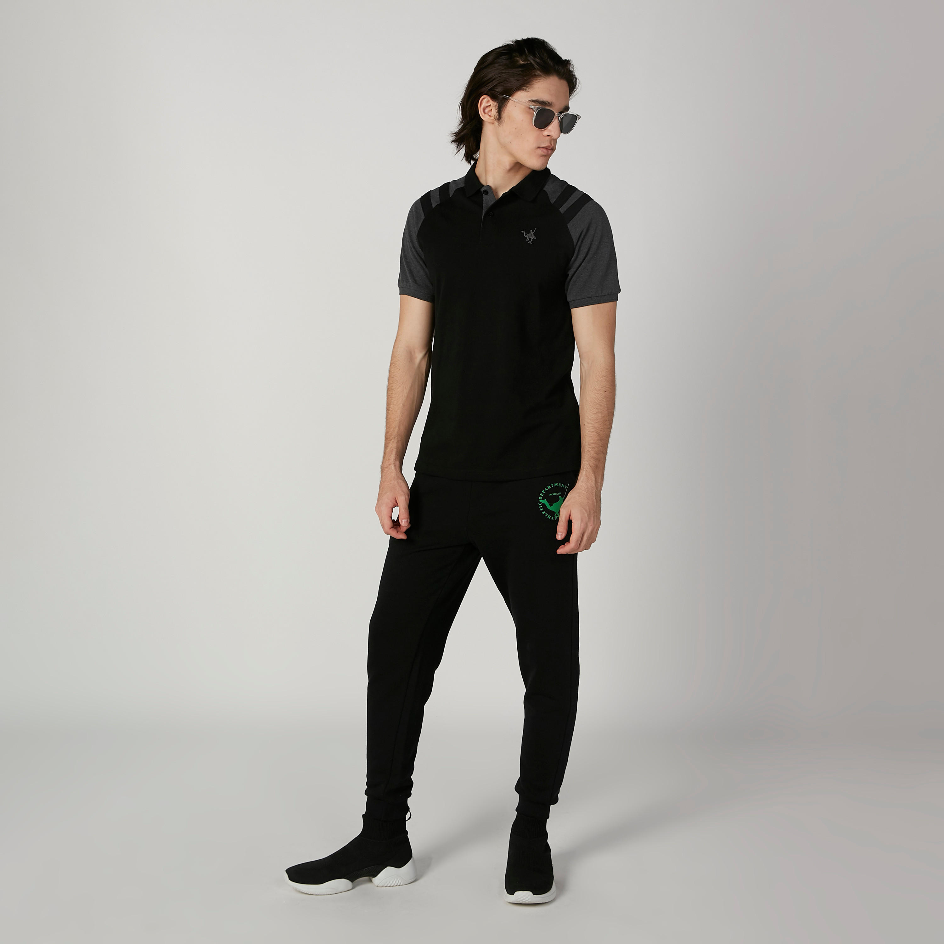 بنطلون رياضي مستدام سادة بخصر مرن وجيوب-men-clothing-bottoms-joggers-image-3