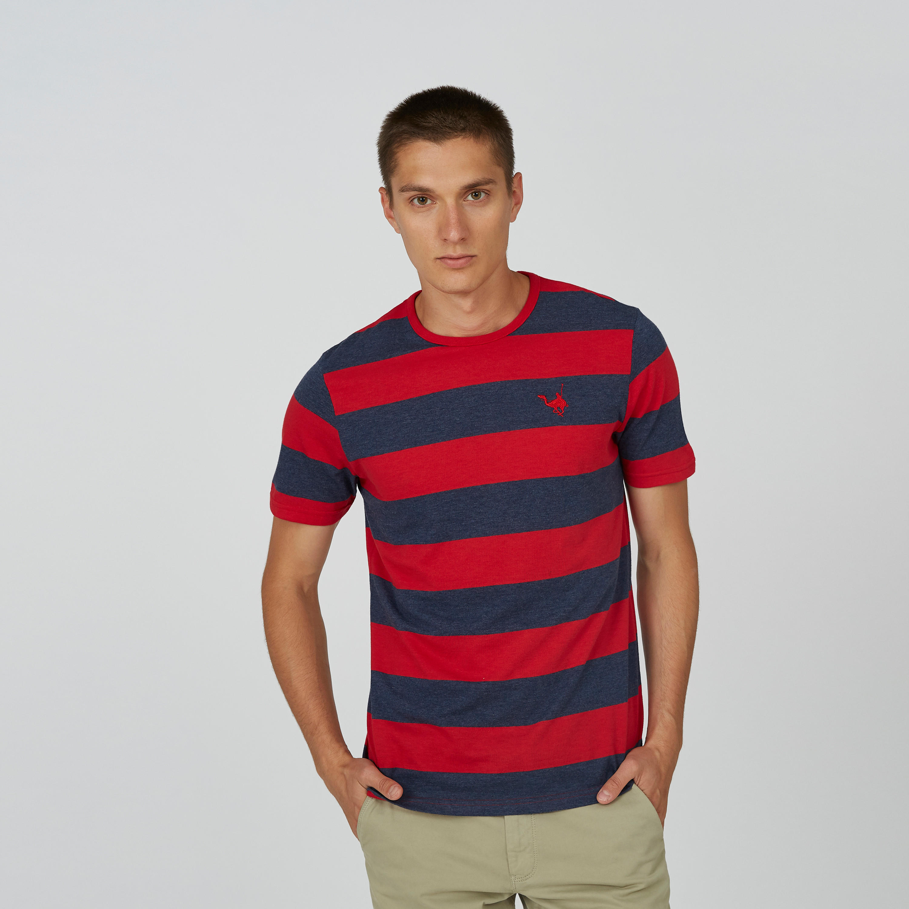 تيشيرت مستدام مقلّم بقصّة سليم وياقة ضيّقة -men-clothing-tshirtsandpolos-tshirts-image-1