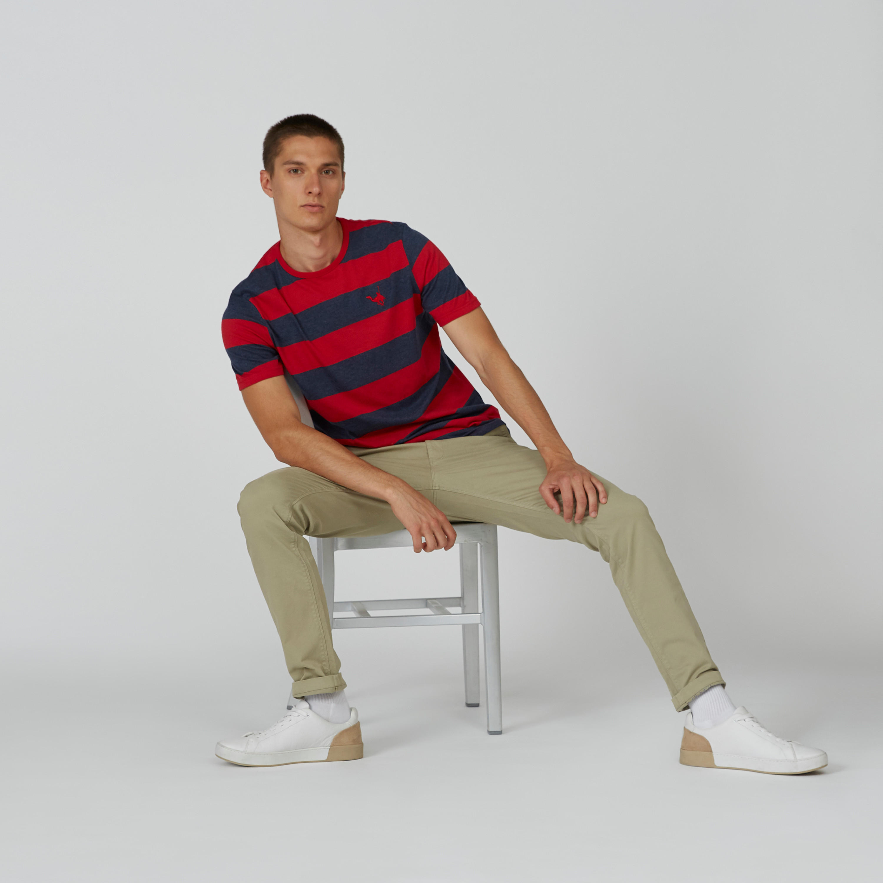 تيشيرت مستدام مقلّم بقصّة سليم وياقة ضيّقة -men-clothing-tshirtsandpolos-tshirts-image-5
