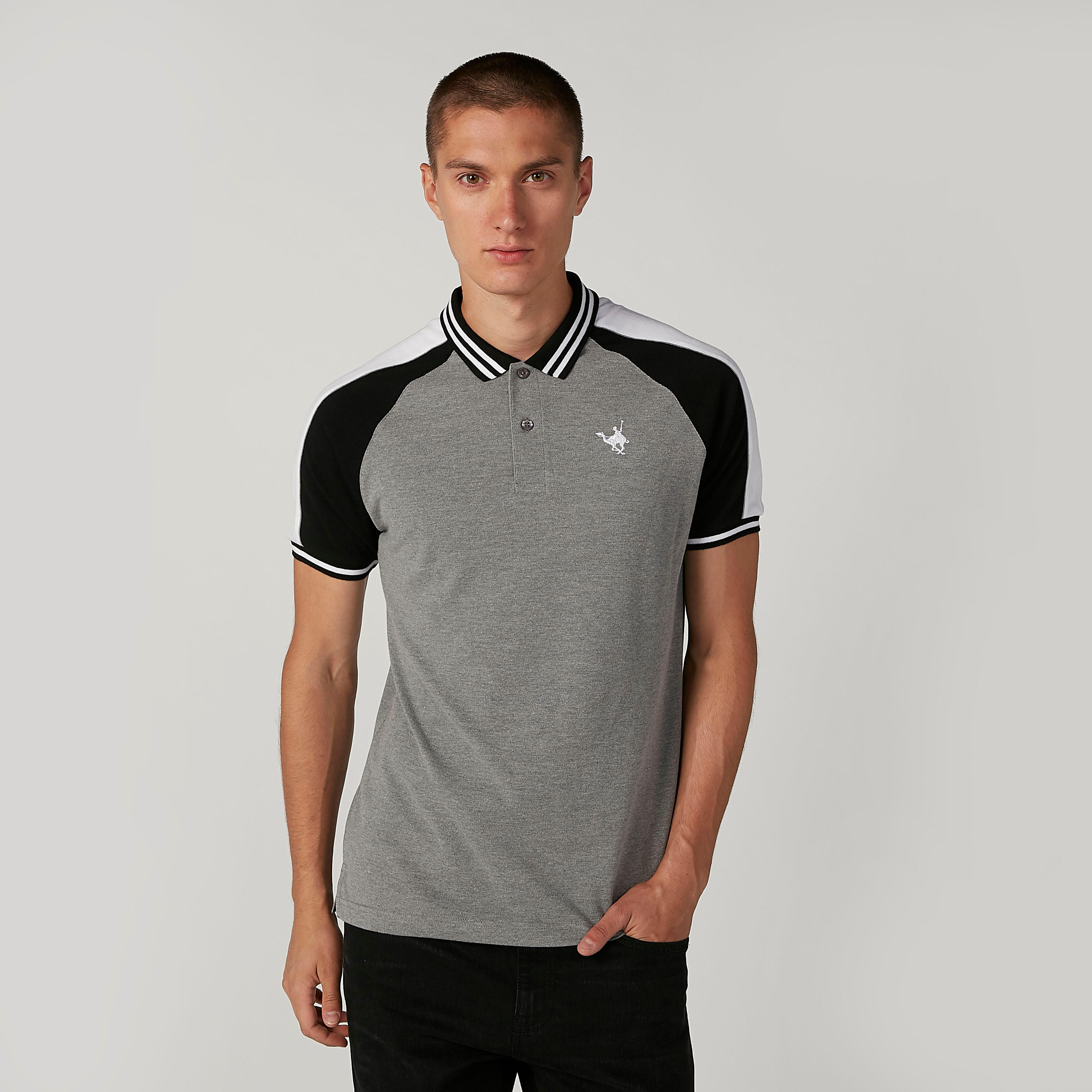 تي شيرت مستدام بقصة سليم بارز الملمس وياقة بولو -men-clothing-tshirtsandpolos-polos-image-1