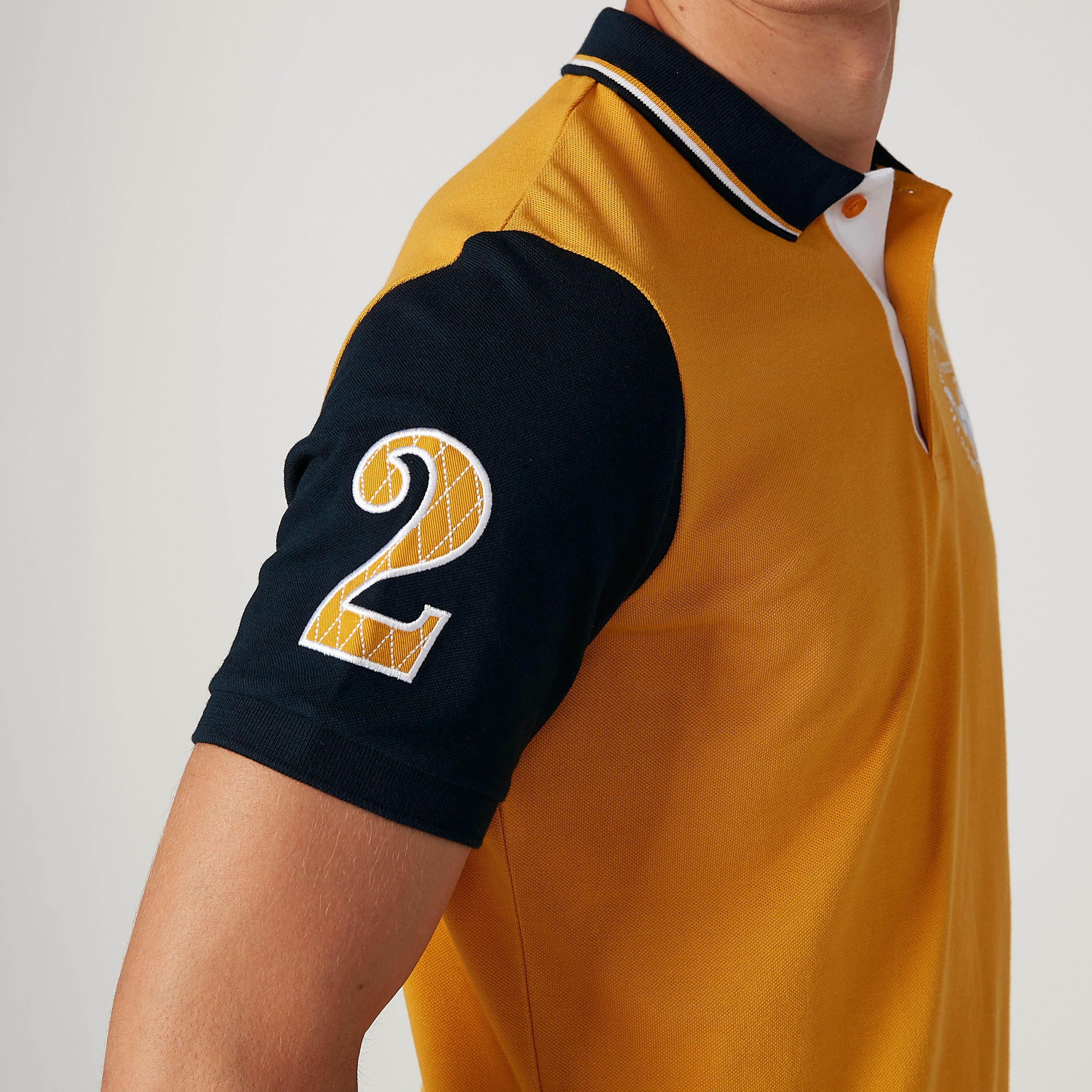 تيشيرت مستدام سليم مطرّز بياقة بولو -men-clothing-tshirtsandpolos-polos-image-3