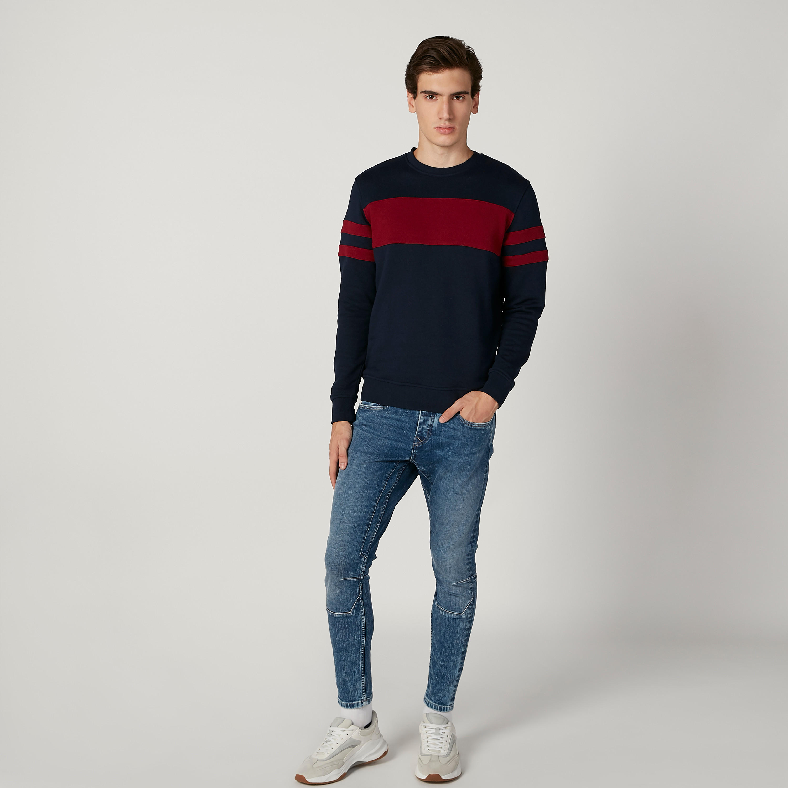 Sustainable Plain Sweatshirt with Crew Neck and Long Sleeves-men-winterwear-hoodiesandsweatshirts-image-2