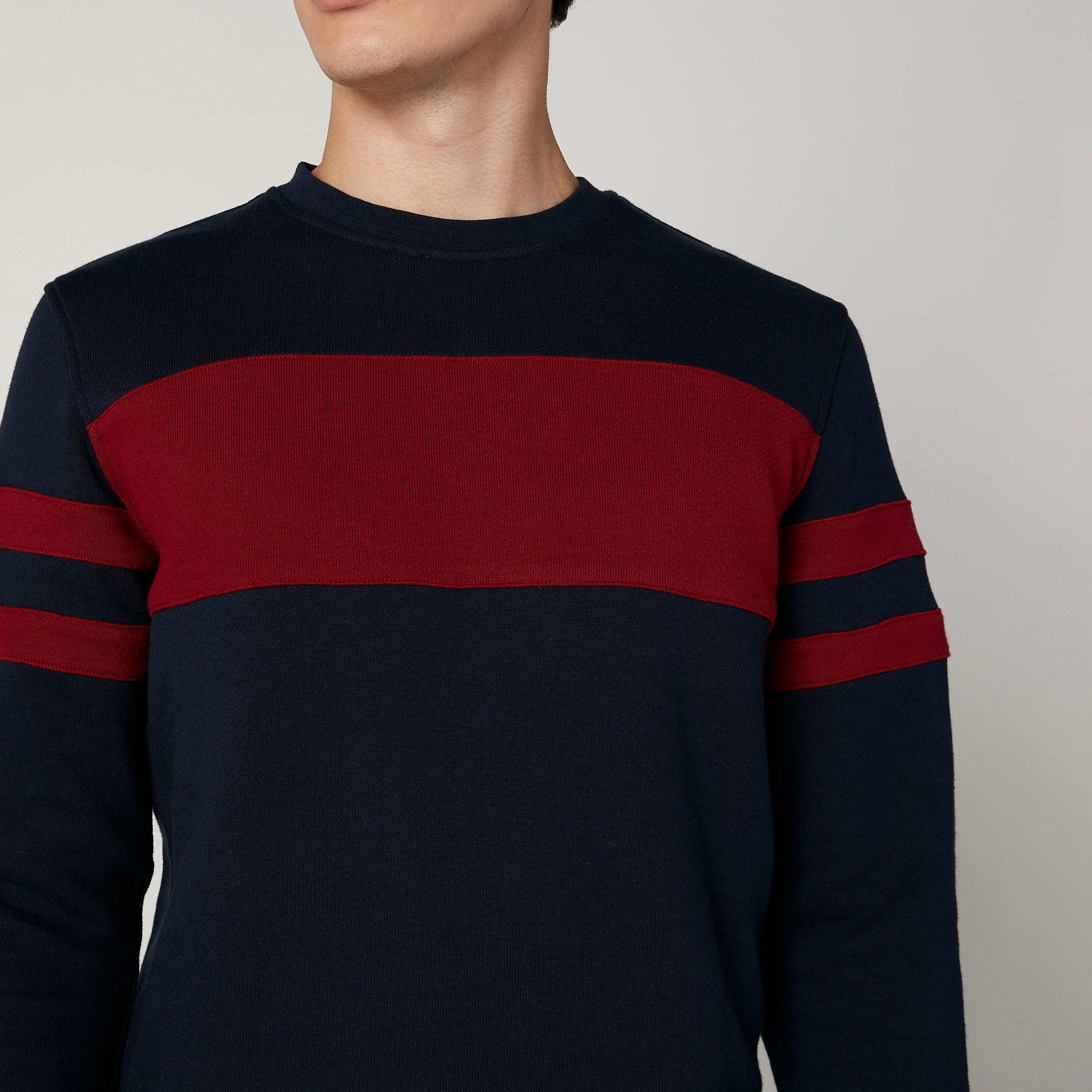 Sustainable Plain Sweatshirt with Crew Neck and Long Sleeves-men-winterwear-hoodiesandsweatshirts-image-3