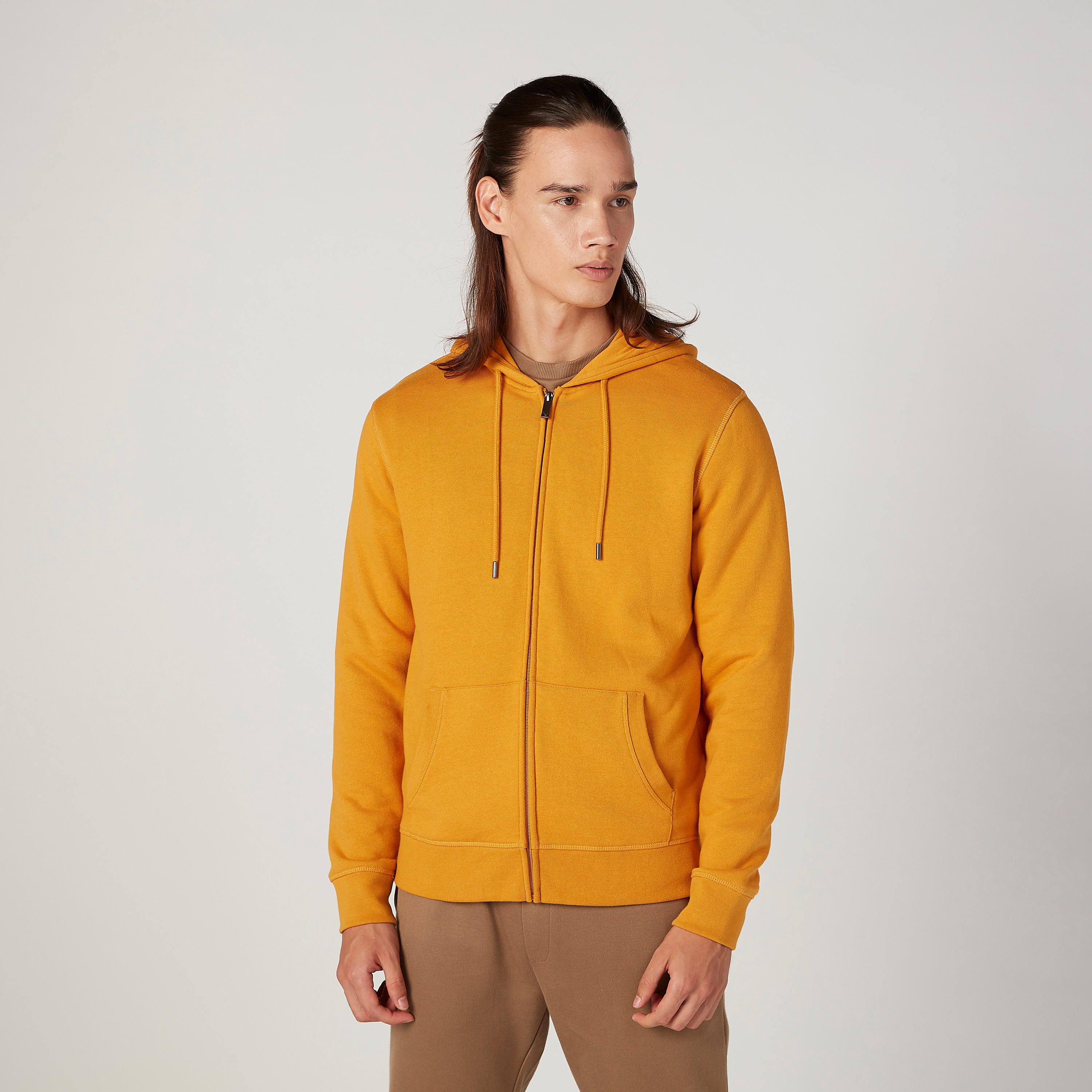 جاكيت سادة مستدام بقبّعة وأكمام طويلة -men-clothing-jacketsandblazers-jackets-image-1