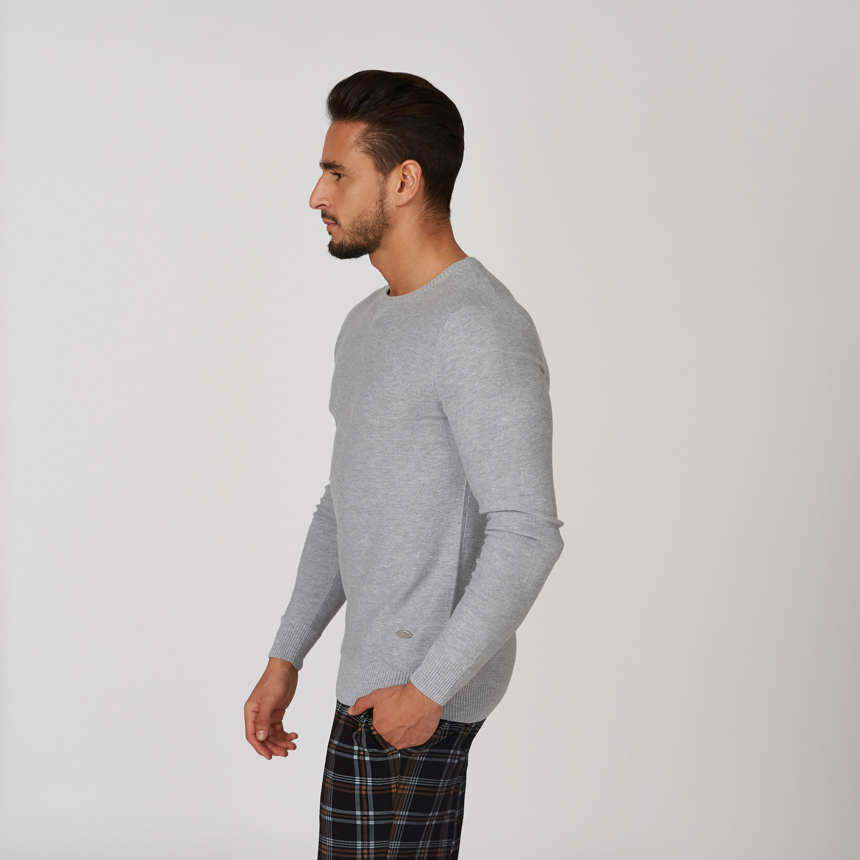 Textured Sweater with Round Neck and Long Sleeves-men-clothing-sweatersandpullovers-image-3