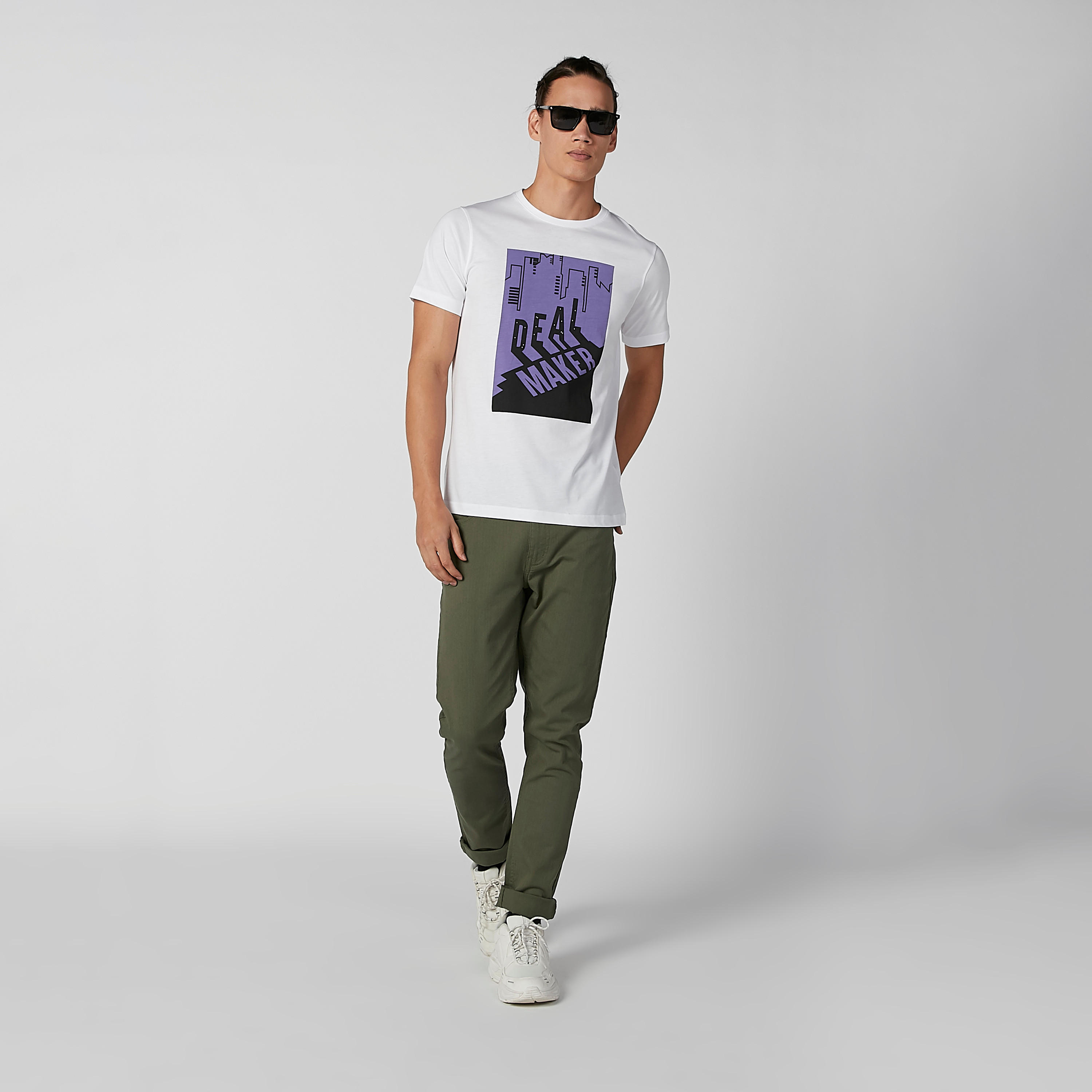 تيشيرت بياقة مستديرة وأكمام قصيرة وطبعات-men-clothing-tshirtsandpolos-tshirts-image-1
