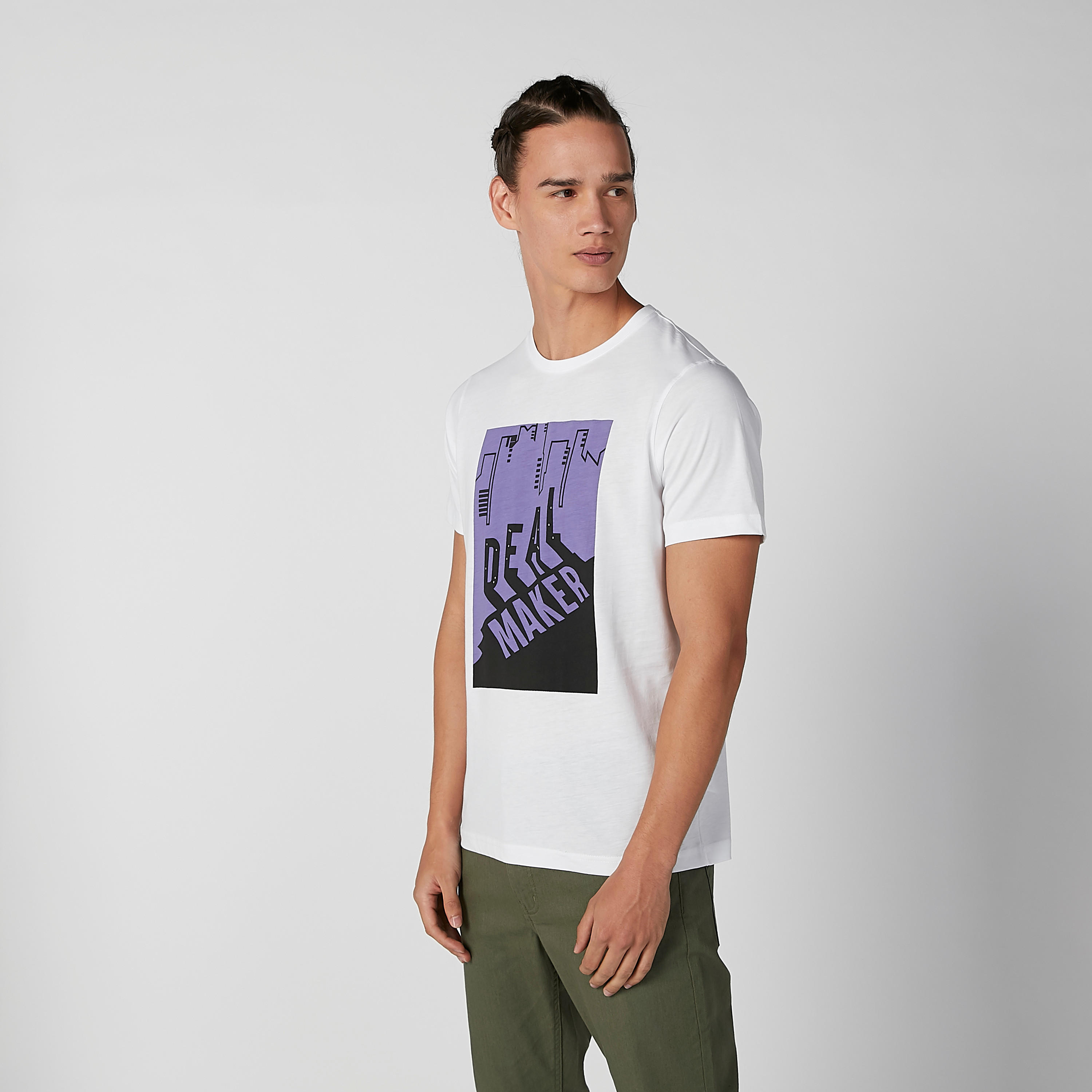 تيشيرت بياقة مستديرة وأكمام قصيرة وطبعات-men-clothing-tshirtsandpolos-tshirts-image-2