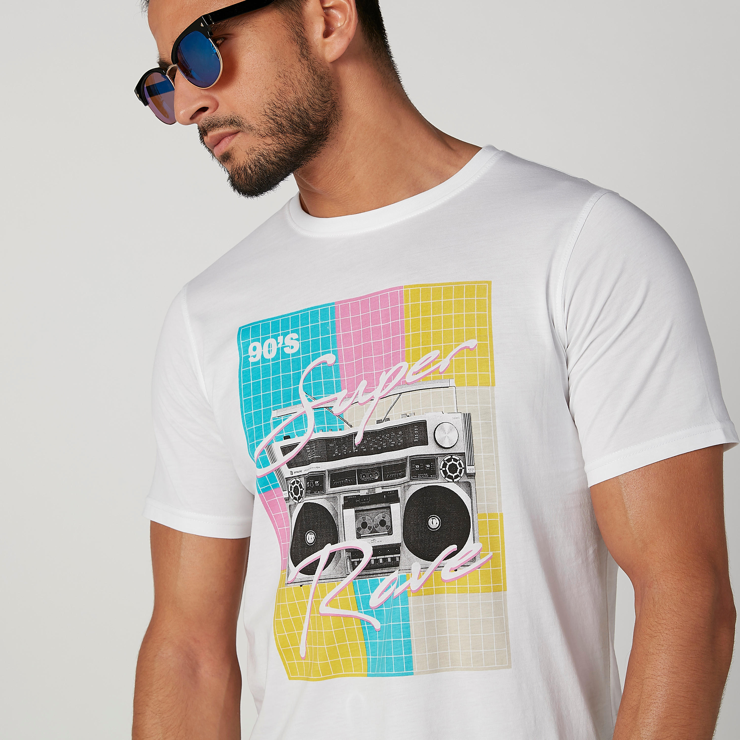 تيشيرت سليم بياقة مستديرة وأكمام قصيرة وطبعات-men-clothing-tshirtsandpolos-tshirts-image-4