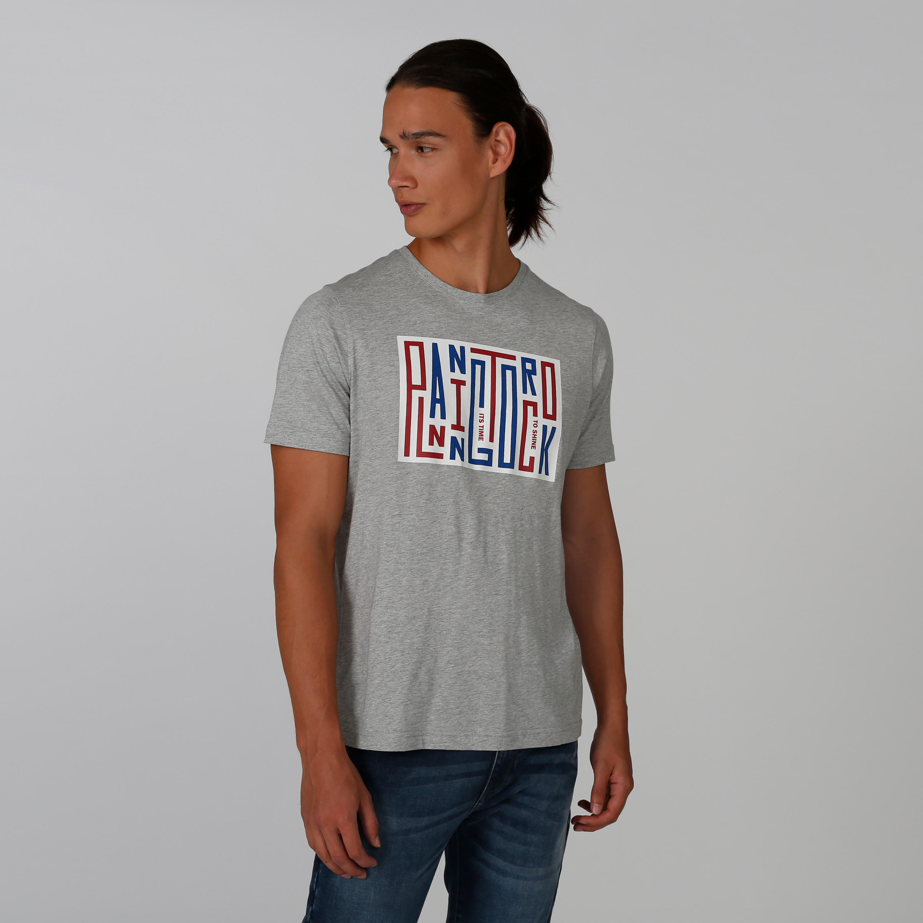 تيشيرت سليم بياقة ضيّقة وأكمام قصيرة وطبعات-men-clothing-tshirtsandpolos-tshirts-image-4