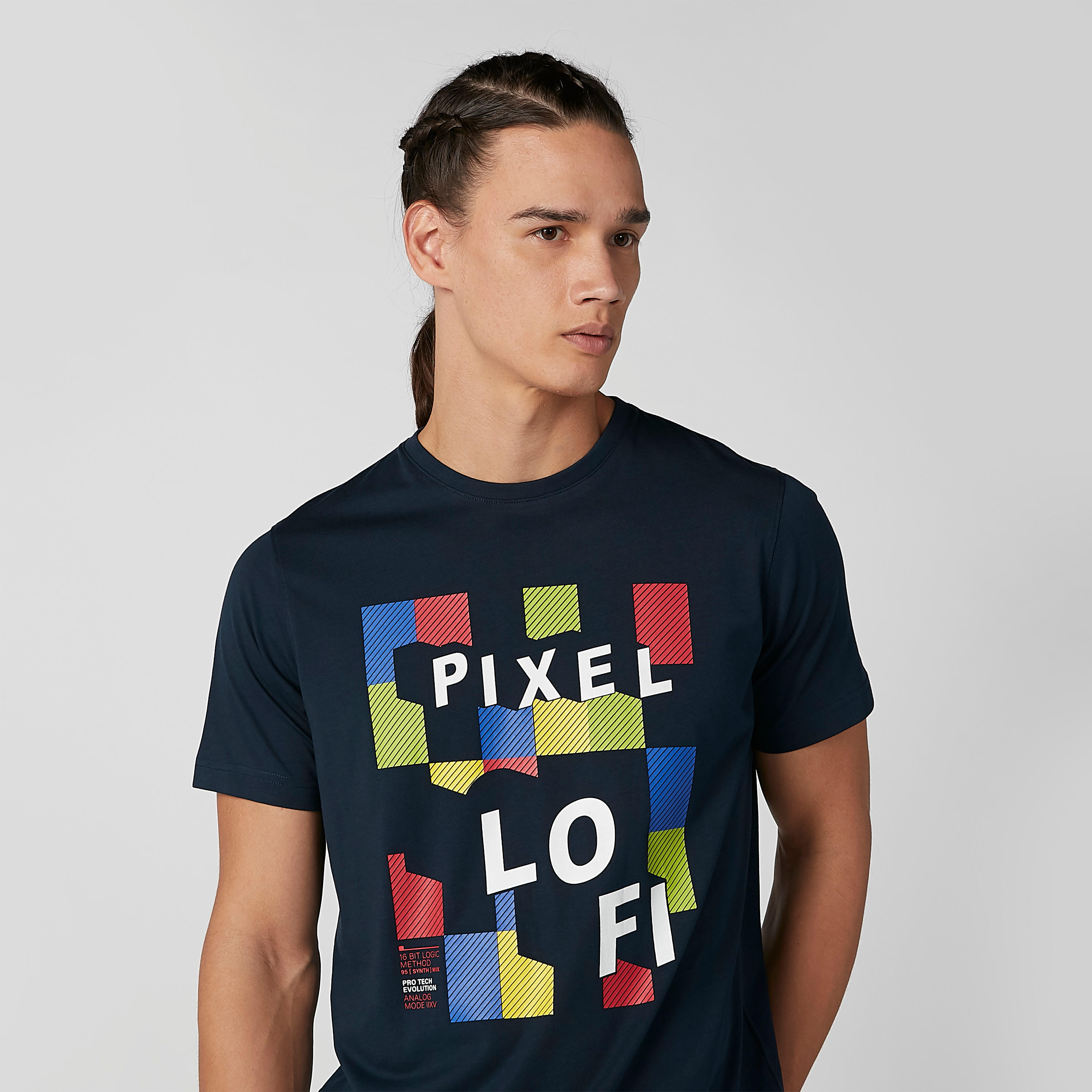 تيشيرت بياقة مستديرة وأكمام قصيرة وطبعات-men-clothing-tshirtsandpolos-tshirts-image-2