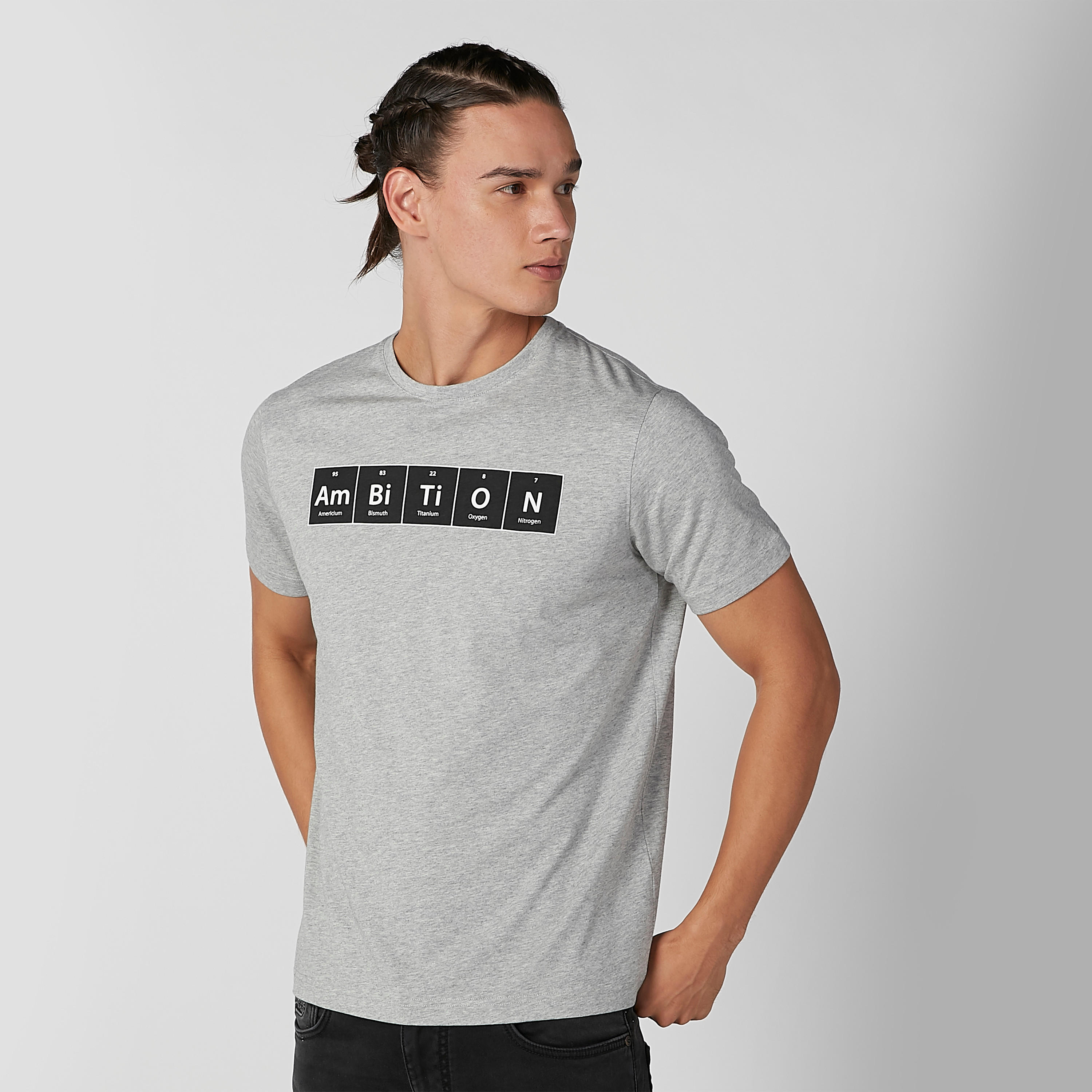 تيشيرت بياقة مستديرة وأكمام قصيرة وطبعات-men-clothing-tshirtsandpolos-tshirts-image-1