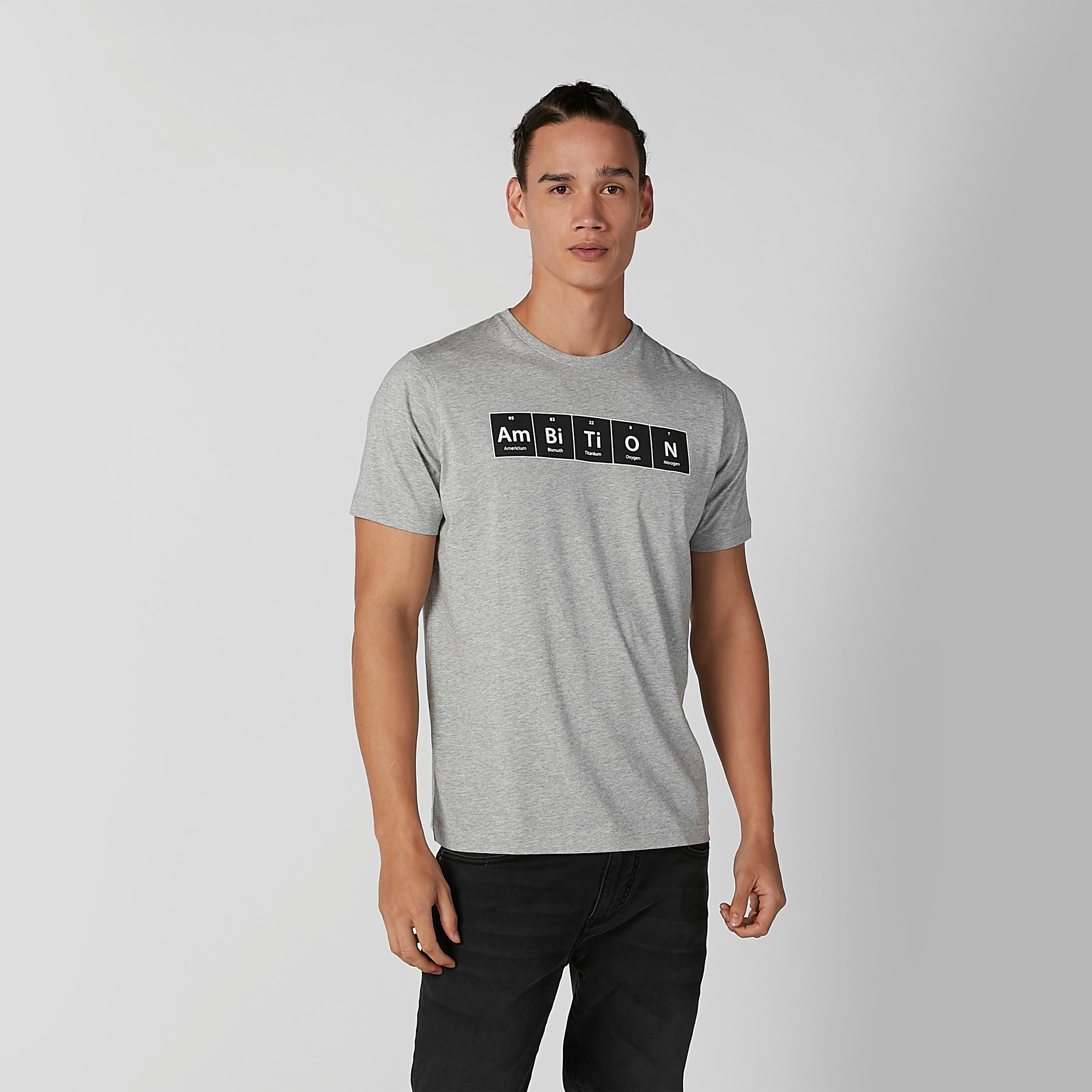 تيشيرت بياقة مستديرة وأكمام قصيرة وطبعات-men-clothing-tshirtsandpolos-tshirts-image-4