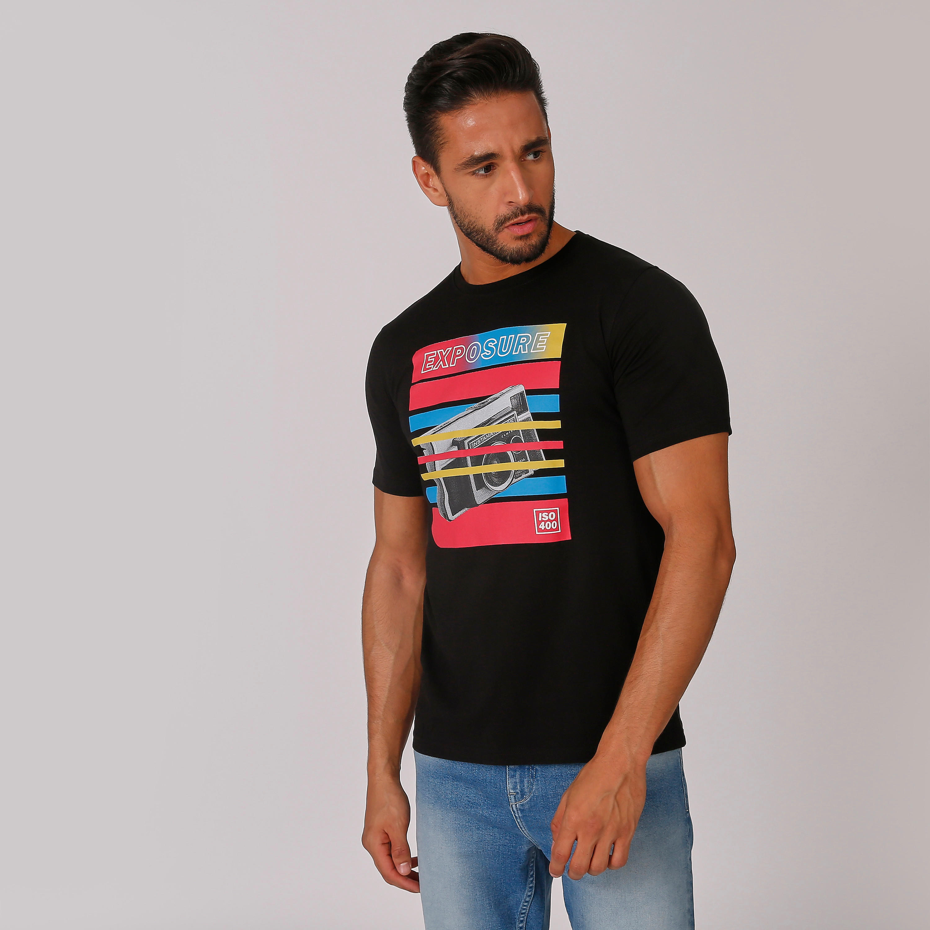 تيشيرت سليم بياقة مستديرة وأكمام قصيرة وطبعات-men-clothing-tshirtsandpolos-tshirts-image-3