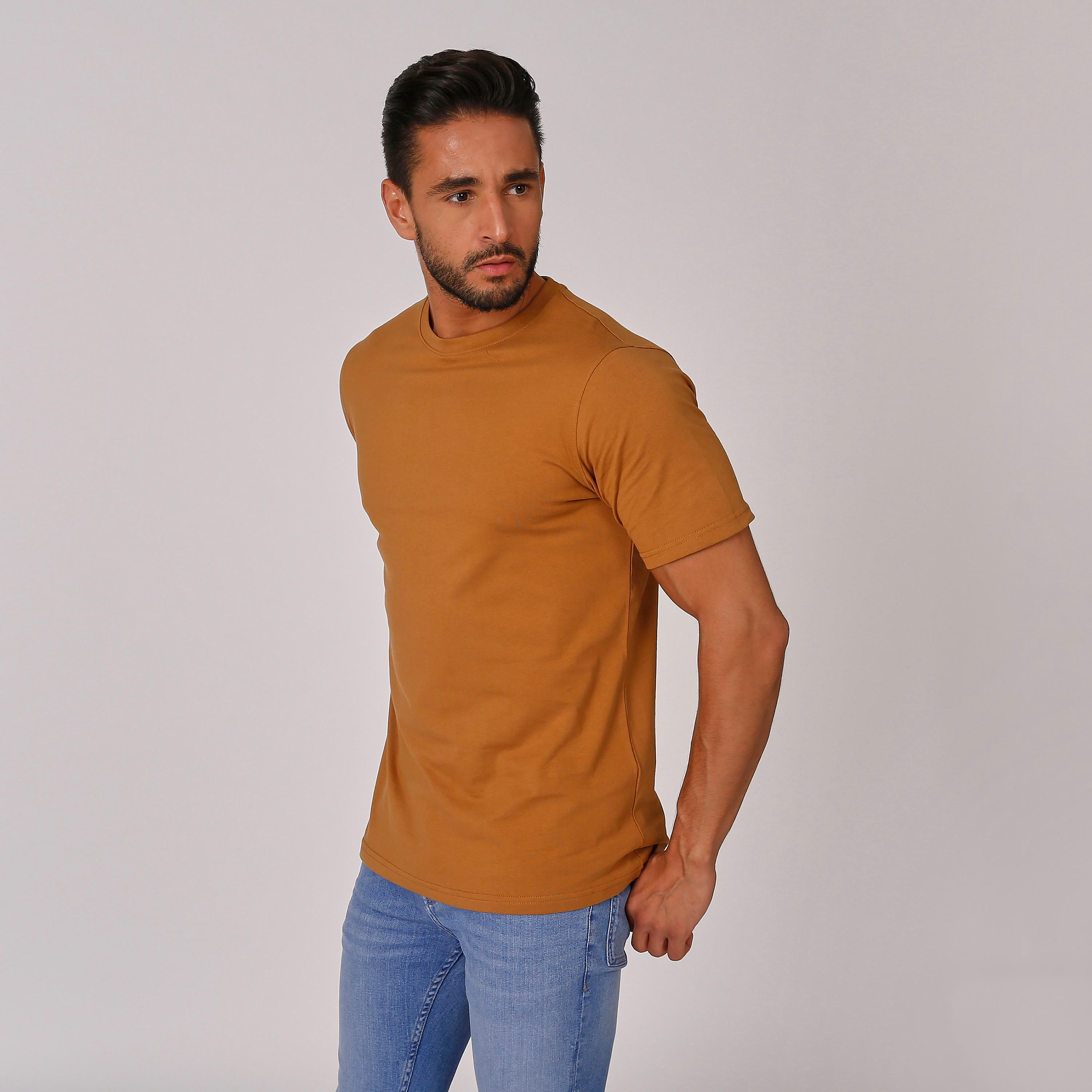 تيشيرت سادة بياقة مستديرة وأكمام قصيرة-men-clothing-tshirtsandpolos-tshirts-image-1
