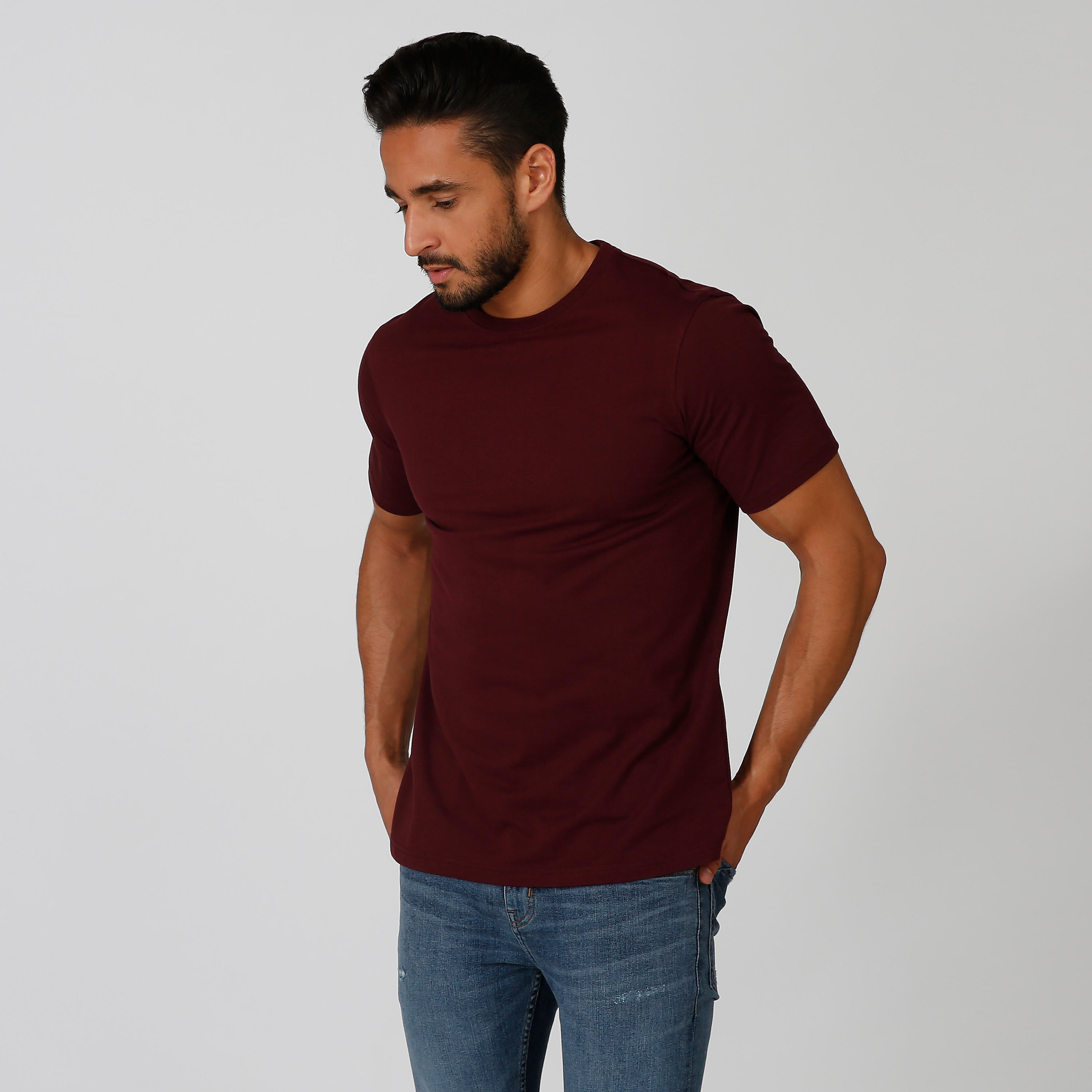 تيشيرت سادة بياقة مستديرة وأكمام قصيرة-men-clothing-tshirtsandpolos-tshirts-image-7