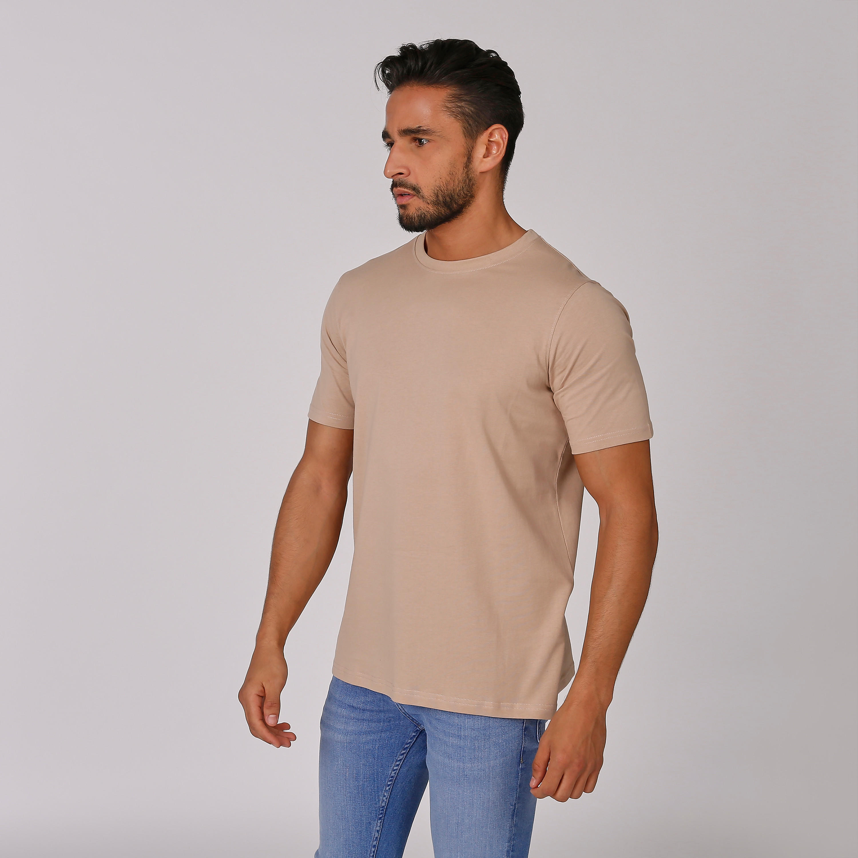تيشيرت سادة بياقة مستديرة وأكمام قصيرة-men-clothing-tshirtsandpolos-tshirts-image-9