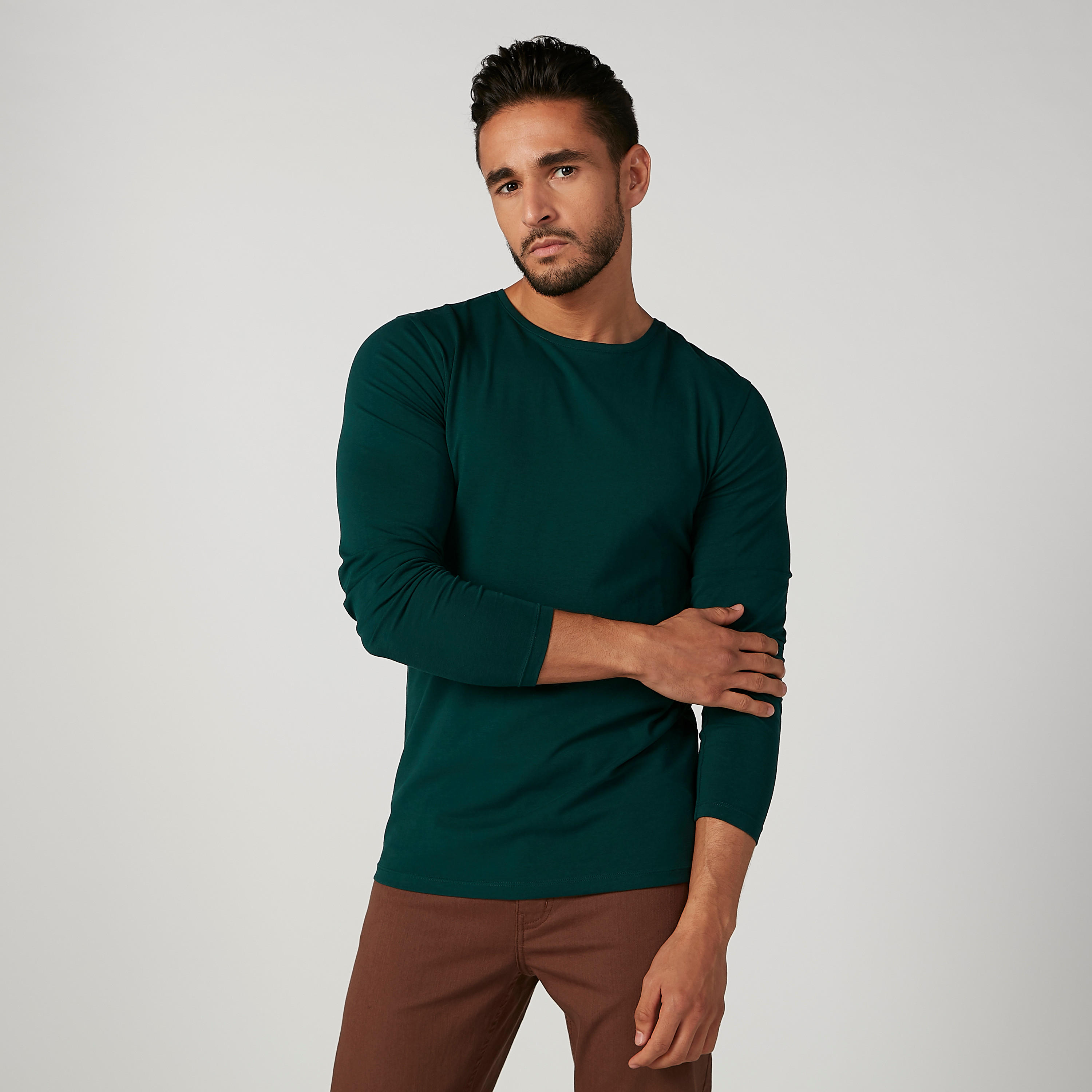 تيشيرت سادة بياقة مستديرة وأكمام طويلة-men-clothing-tshirtsandpolos-tshirts-image-1
