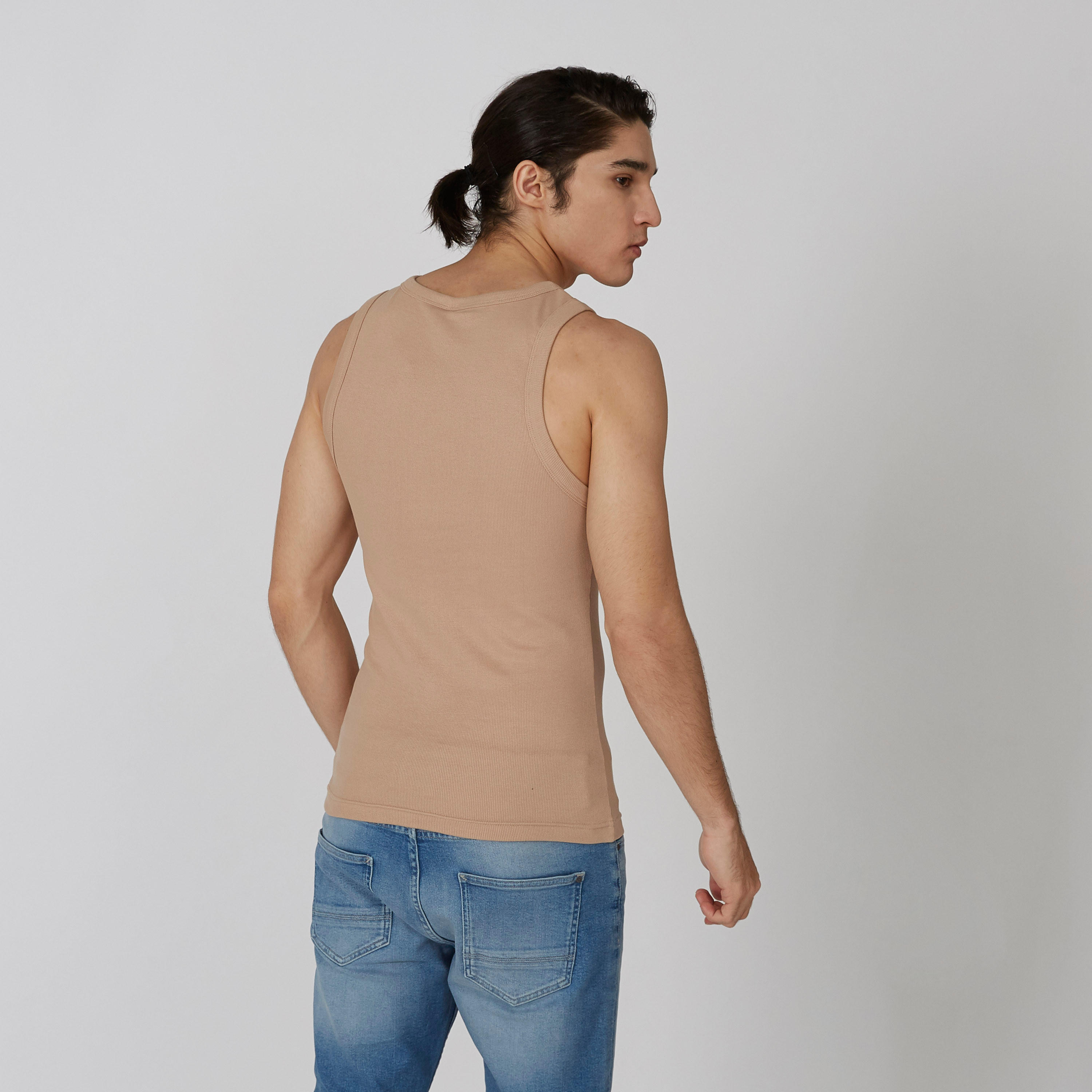 فيست بارز الملمس دون أكمام بياقة مستديرة-men-clothing-tshirtsandpolos-vests-image-4