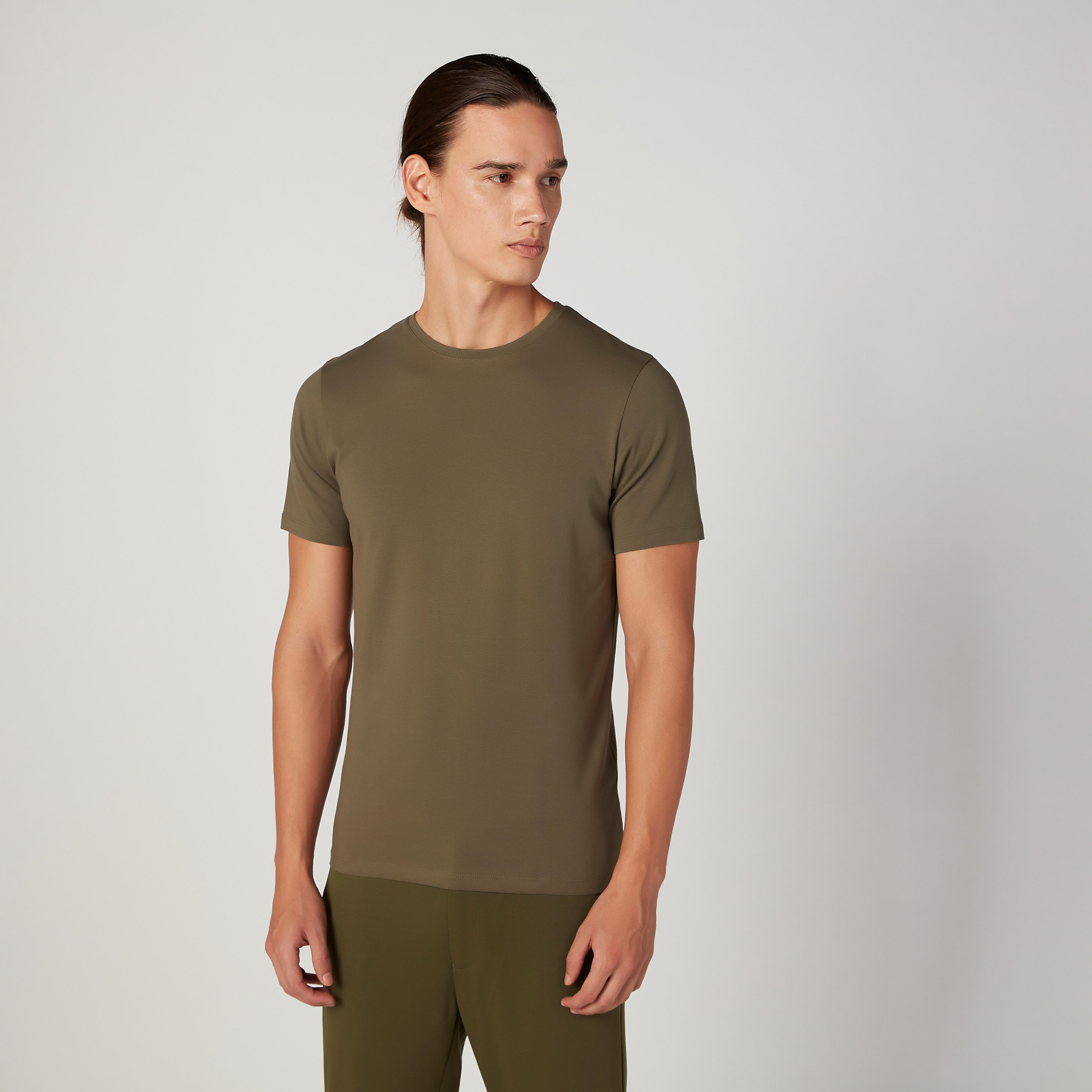 تيشيرت سادة بياقة مستديرة وأكمام قصيرة-men-clothing-tshirtsandpolos-tshirts-image-3