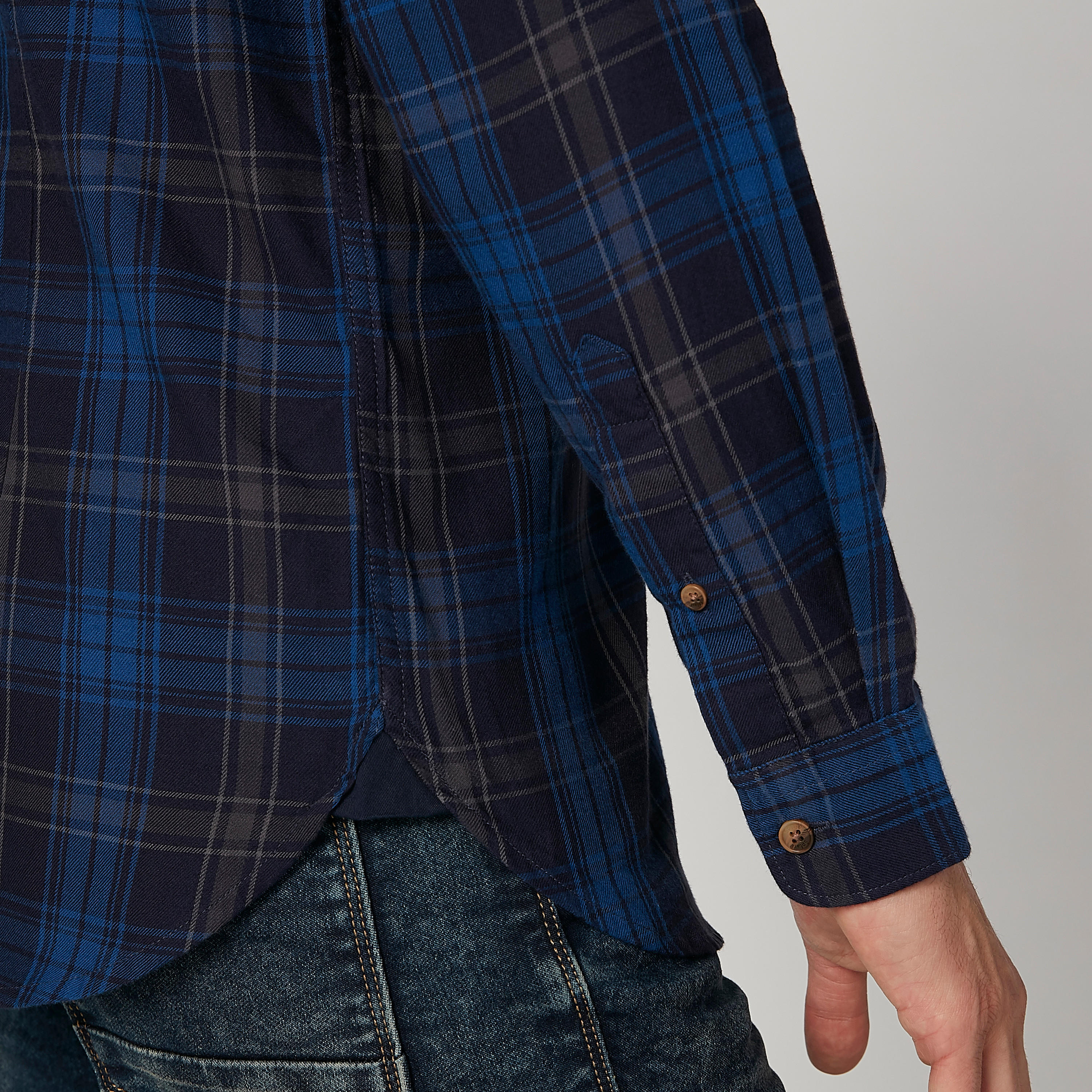 Chequered Shirt with Spread Collar and Long Sleeves-men-clothing-shirts-image-3