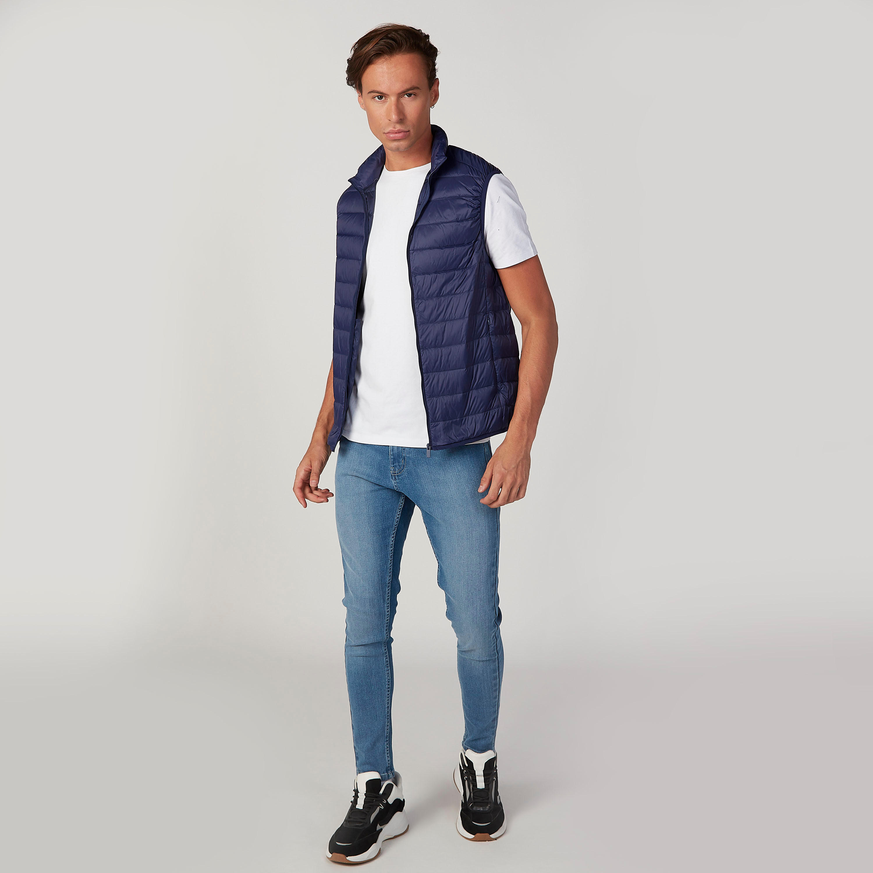 جيليه سادة دون أكمام بجيوب-men-clothing-jacketsandblazers-jackets-image-2