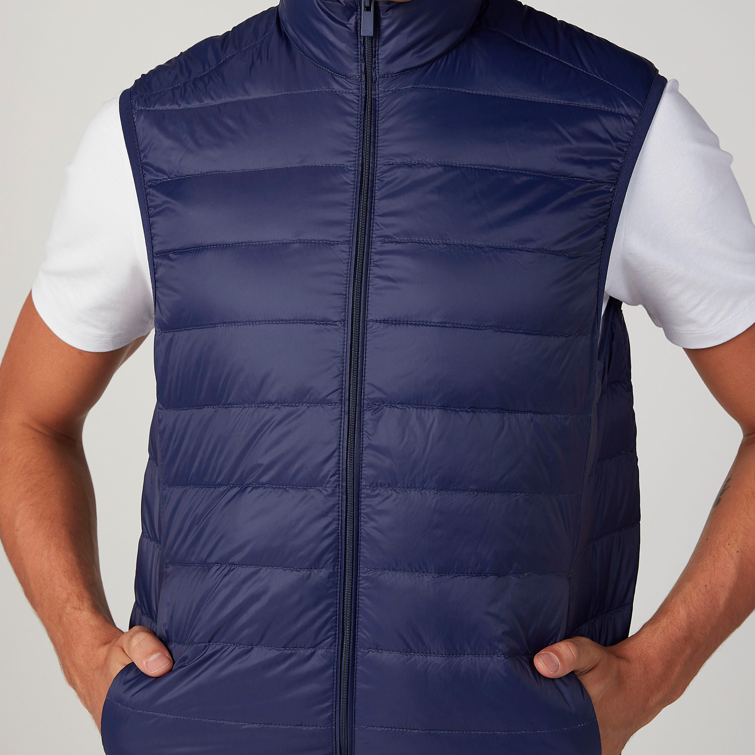 جيليه سادة دون أكمام بجيوب-men-clothing-jacketsandblazers-jackets-image-3