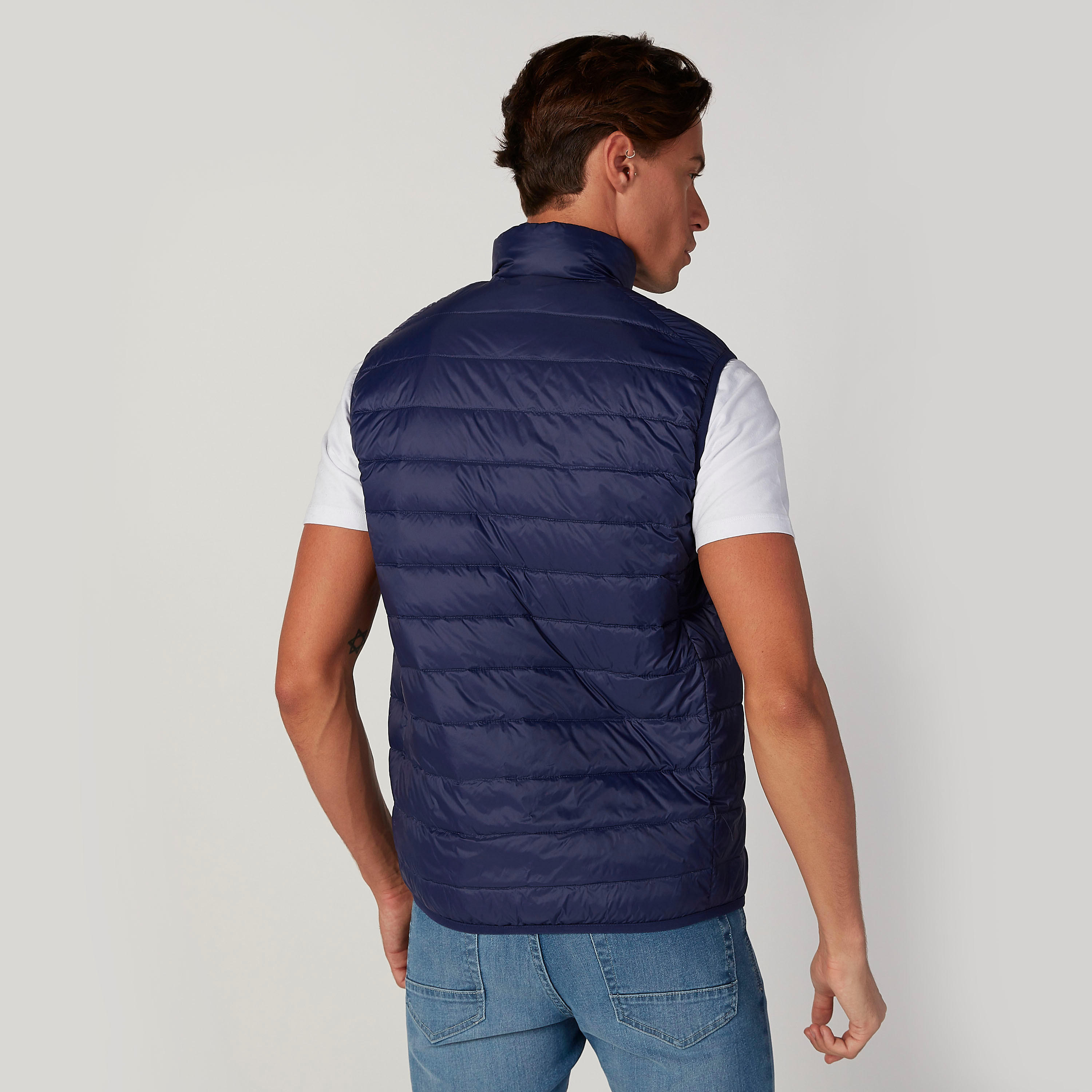 جيليه سادة دون أكمام بجيوب-men-clothing-jacketsandblazers-jackets-image-4