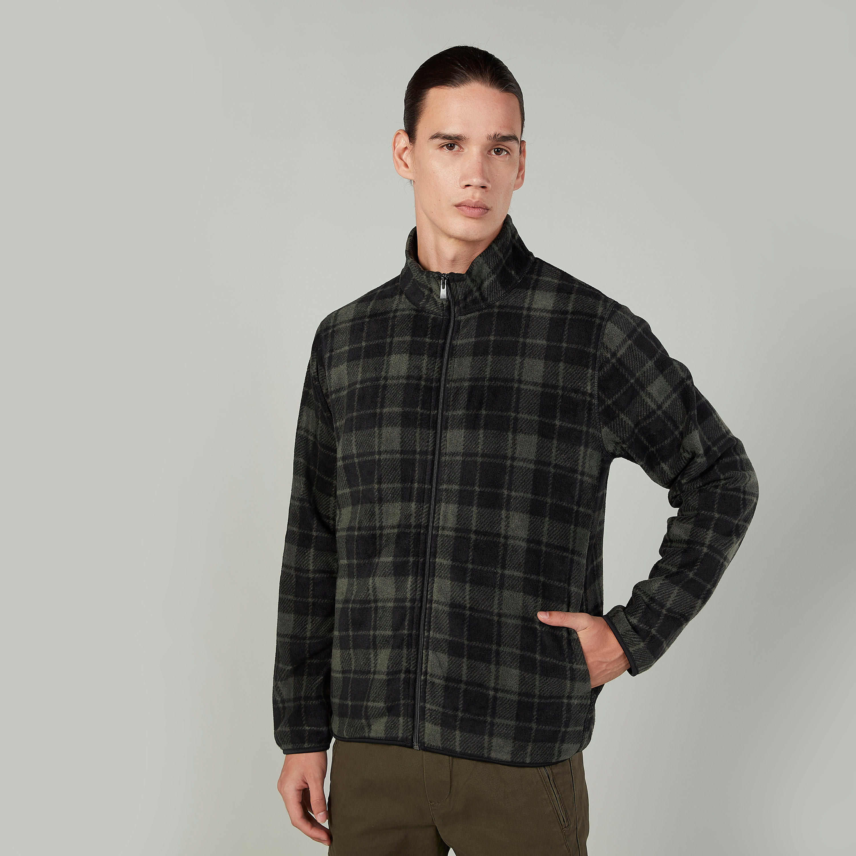 جاكيت كاروهات بياقة عالية وأكمام طويلة-men-clothing-jacketsandblazers-jackets-image-1