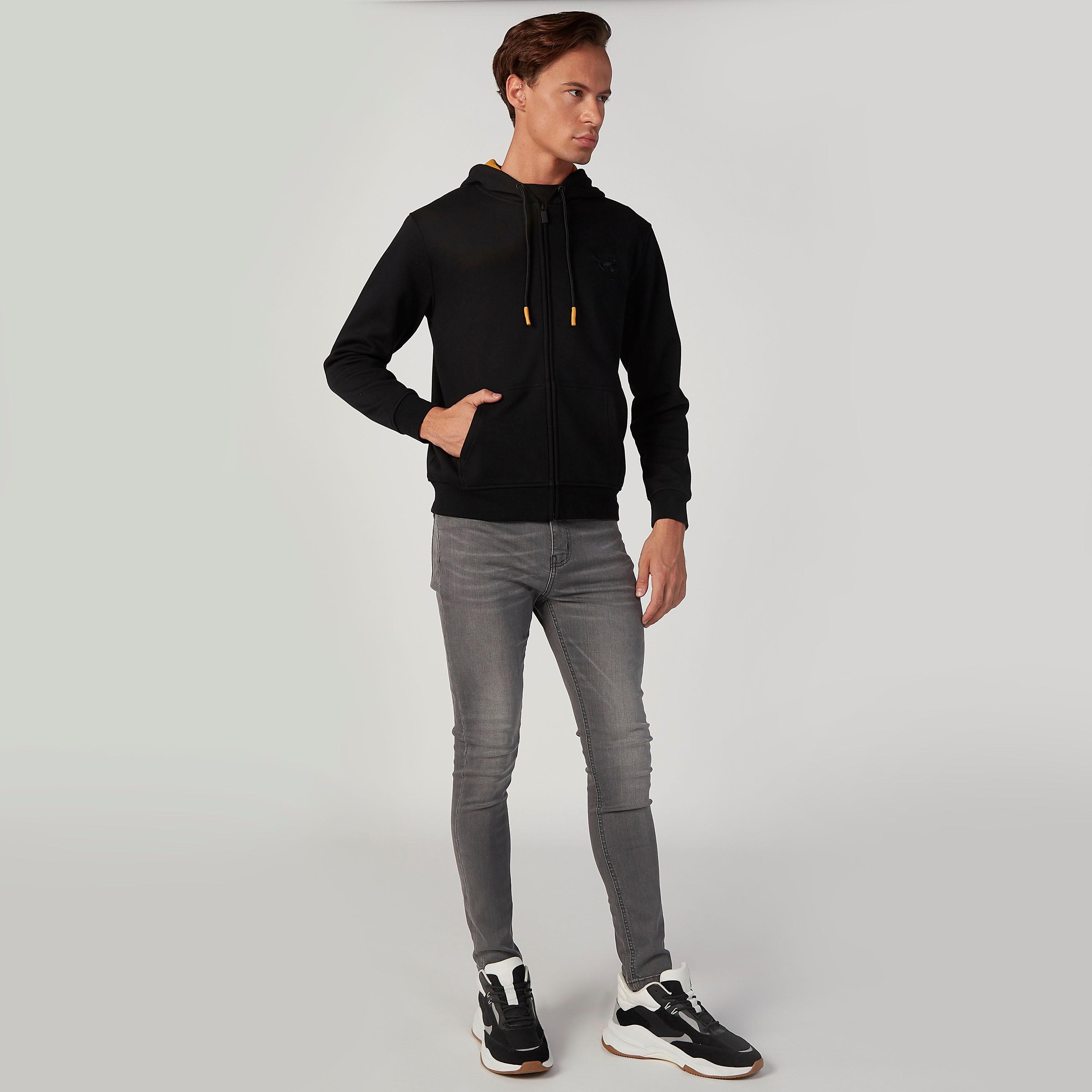 جاكيت سادة بقبعة وأكمام طويلة-men-clothing-jacketsandblazers-jackets-image-2